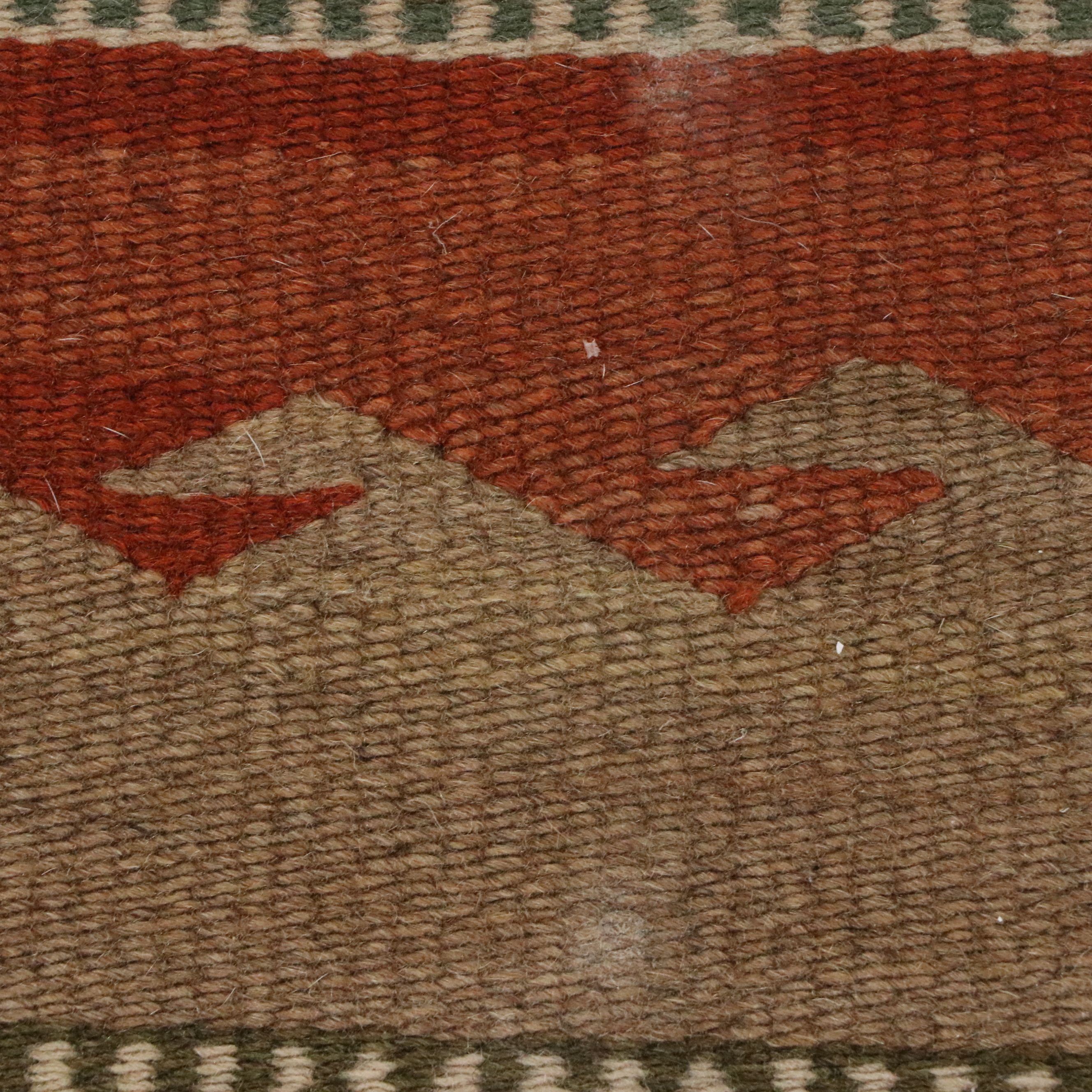 2'4 x 4'11 Handwoven Ganado Style Southwestern Accent Rug
