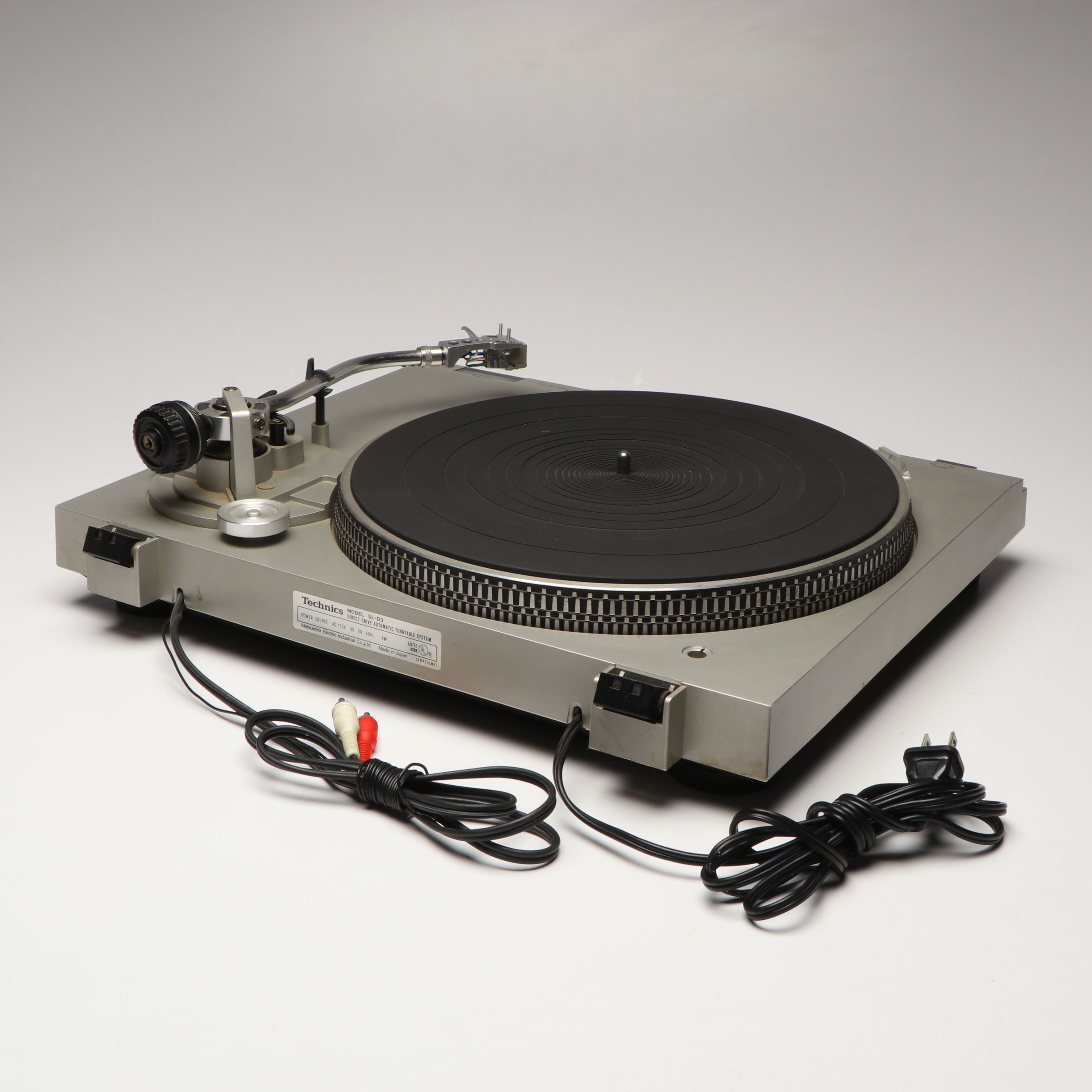 Technics SL-D3 Direct Drive Automatic Turntable
