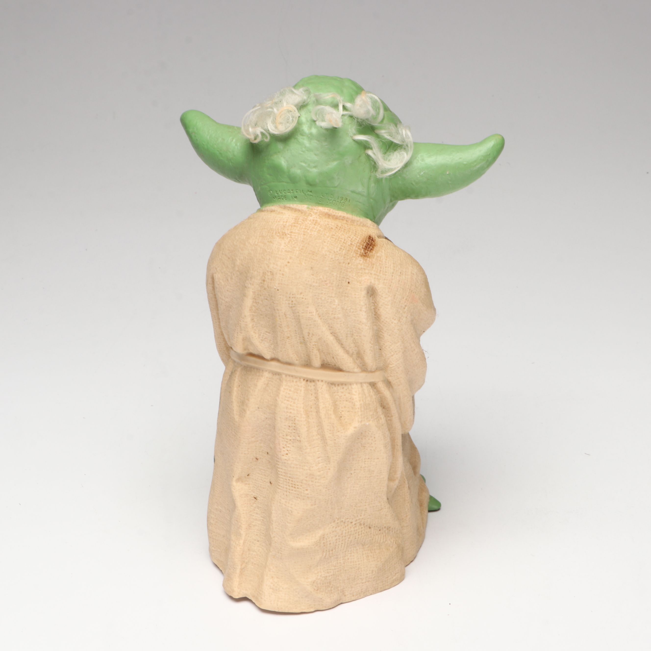 Kenner "Yoda the Jedi Master" Magic 8-Ball with Hand Puppet Figurine, 1981