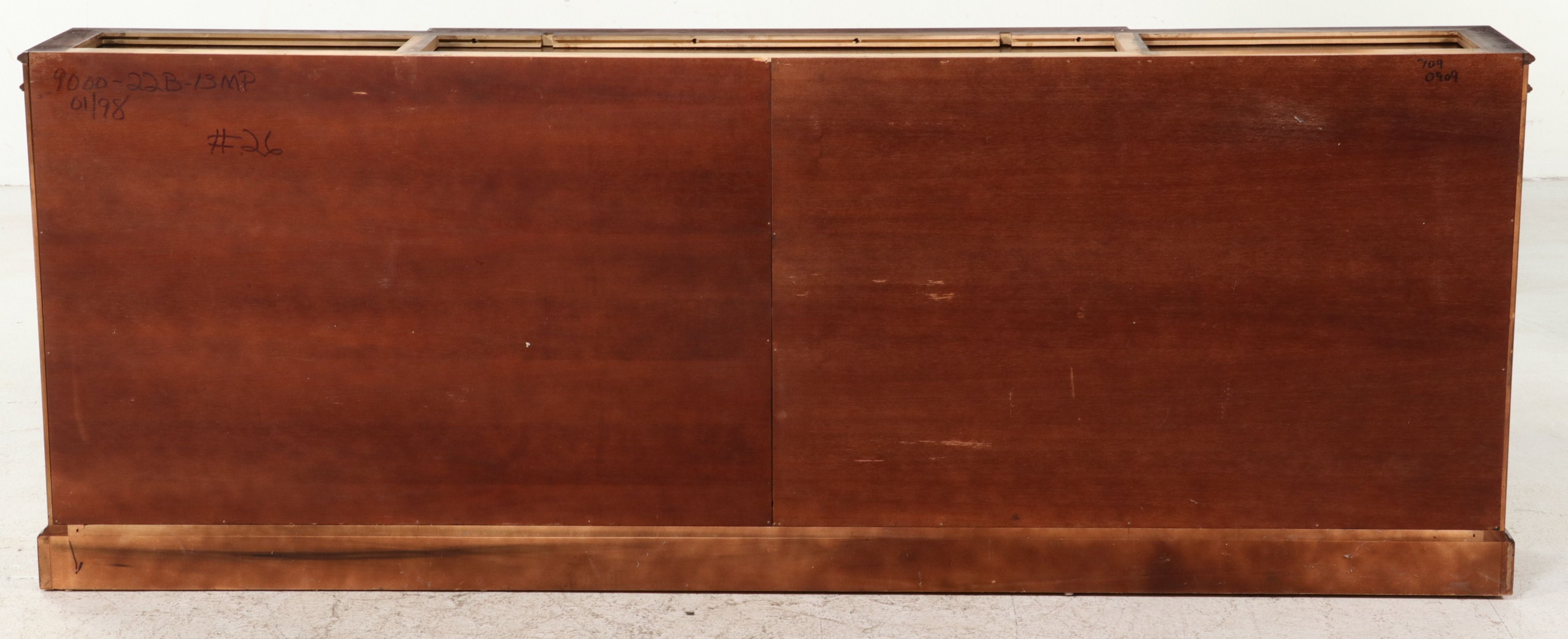 Hepplewhite Style Inlaid Mahogany Breakfront China Cabinet, Late 20th Century