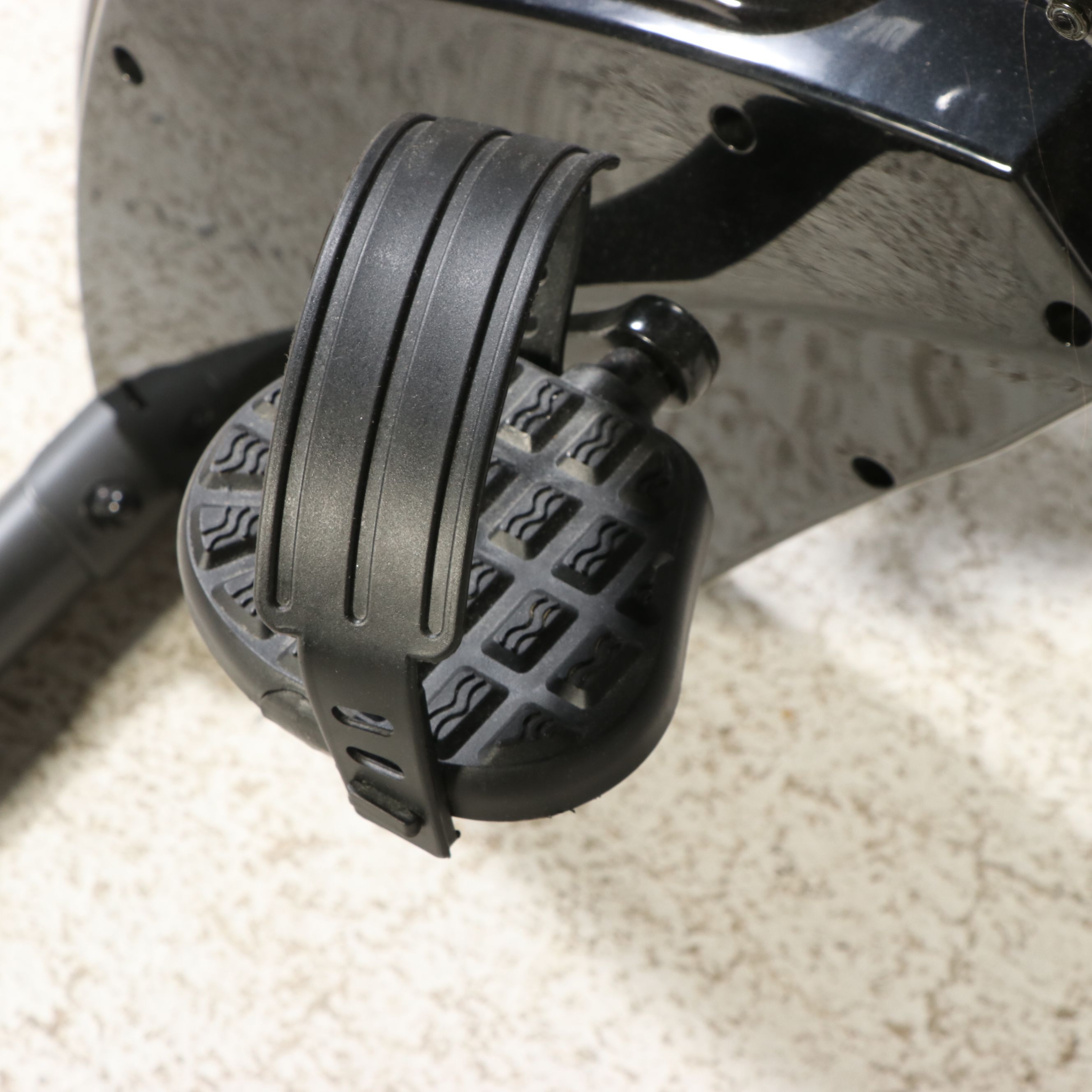 BulbHead "Slim Cycle" 2-in-1 Folding Exercise Bike