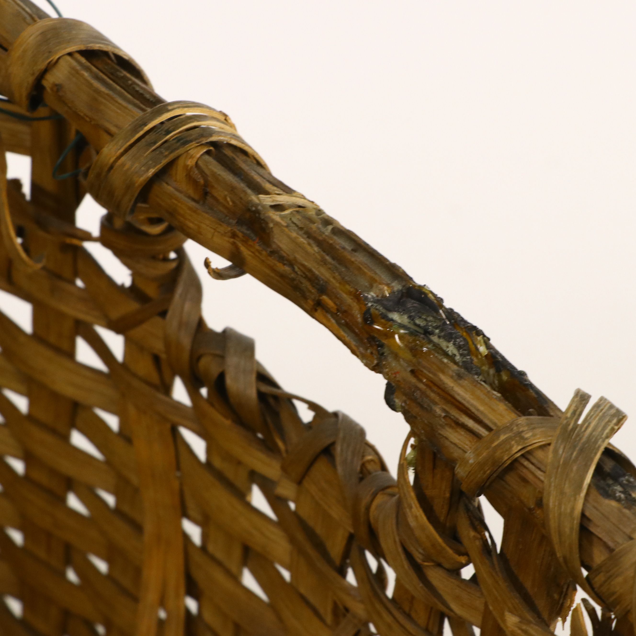 Handwoven "Granny's Fanny" Handled Baskets with Other American Basketry