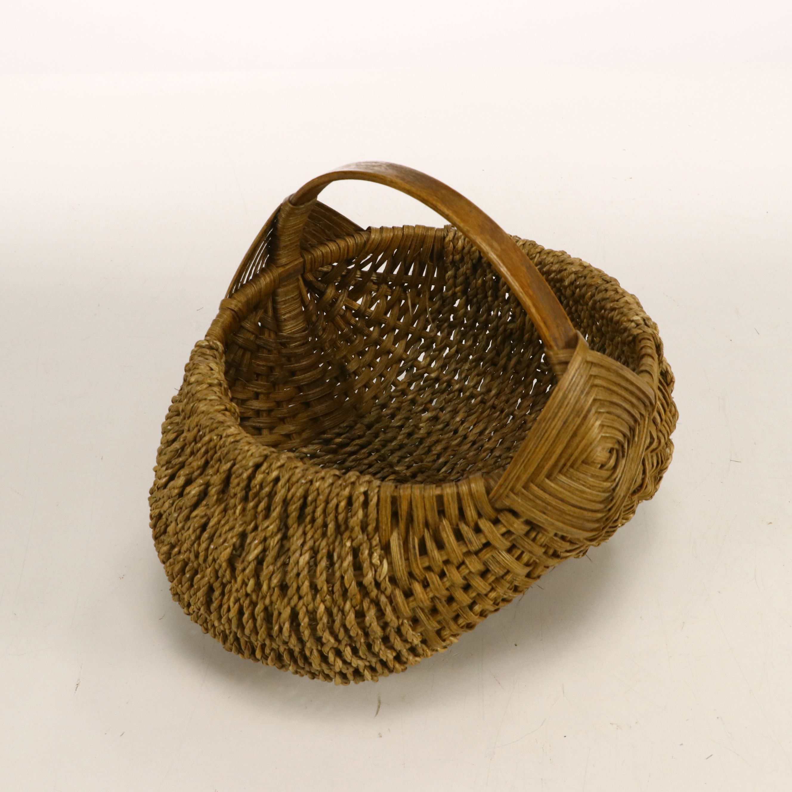 Handwoven "Granny's Fanny" Handled Baskets with Other American Basketry