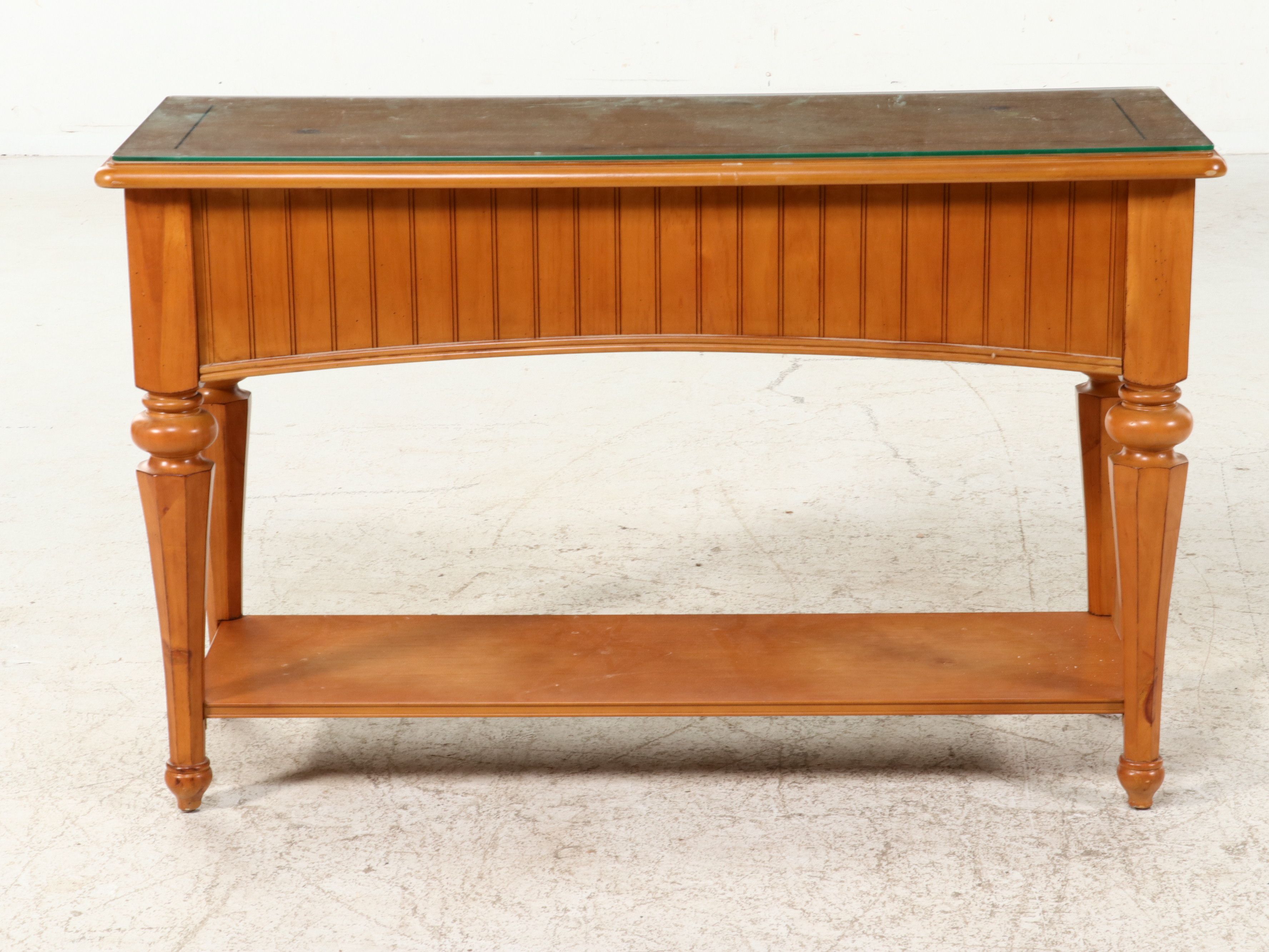 Broyhill "Attic Heirlooms" Pine Console Table
