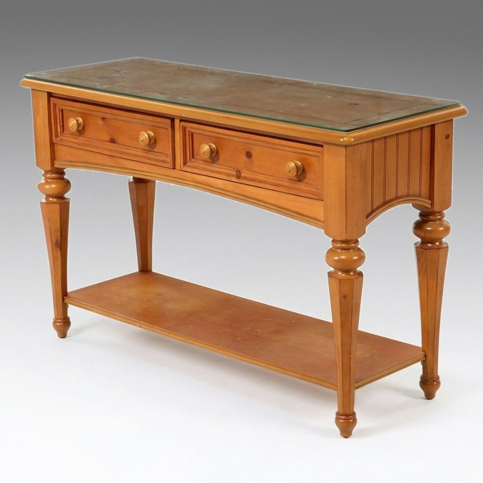 Broyhill "Attic Heirlooms" Pine Console Table