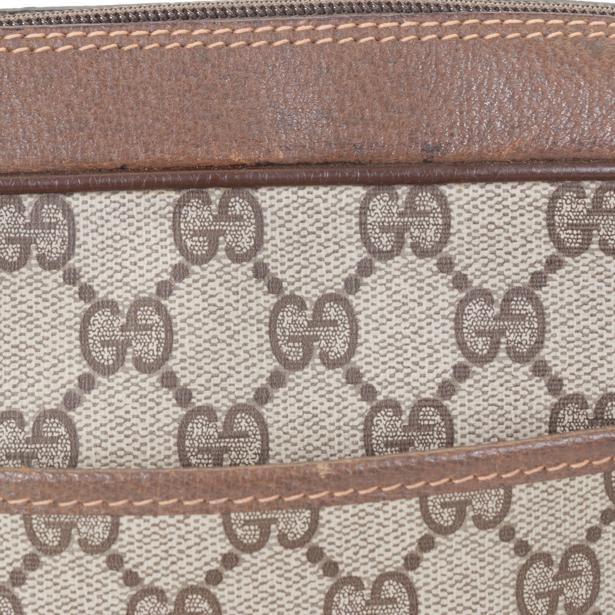 Gucci Accessory Collection GG Supreme Canvas and Leather Wristlet Clutch