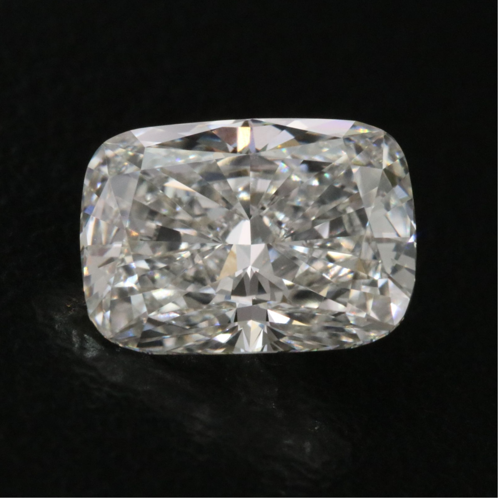 Loose 1.59 CT Lab Grown Diamond with IGI Report