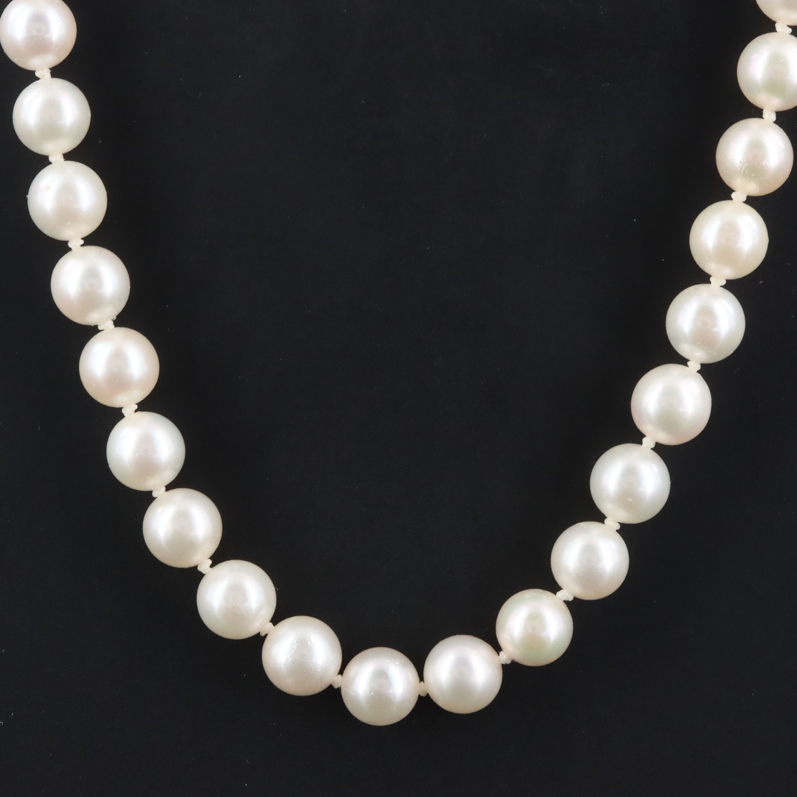Pearl Necklace with 14K Clasp