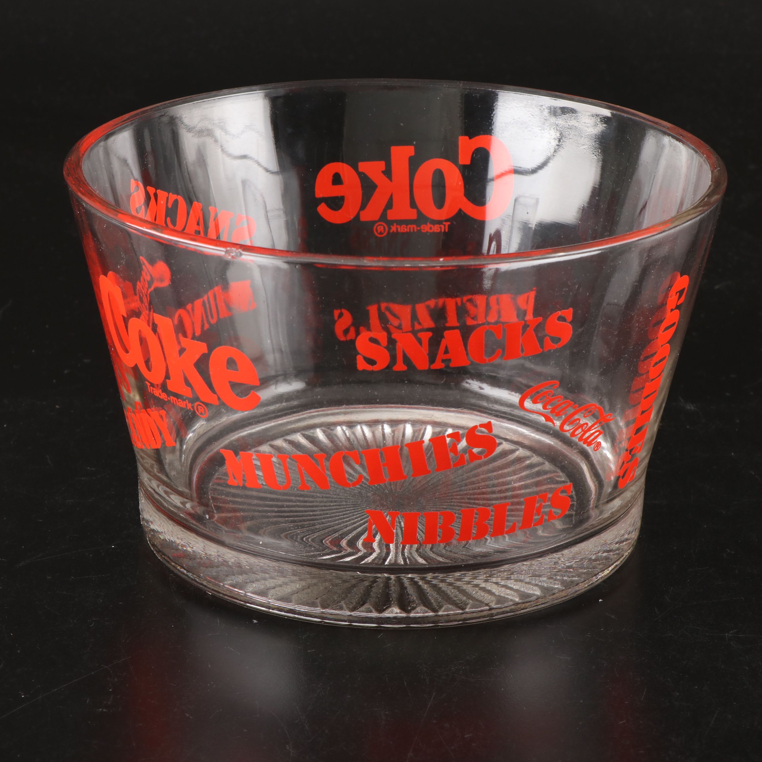 Coca-Cola Glass Snack Bowl and Tumblers, Late 20th C.