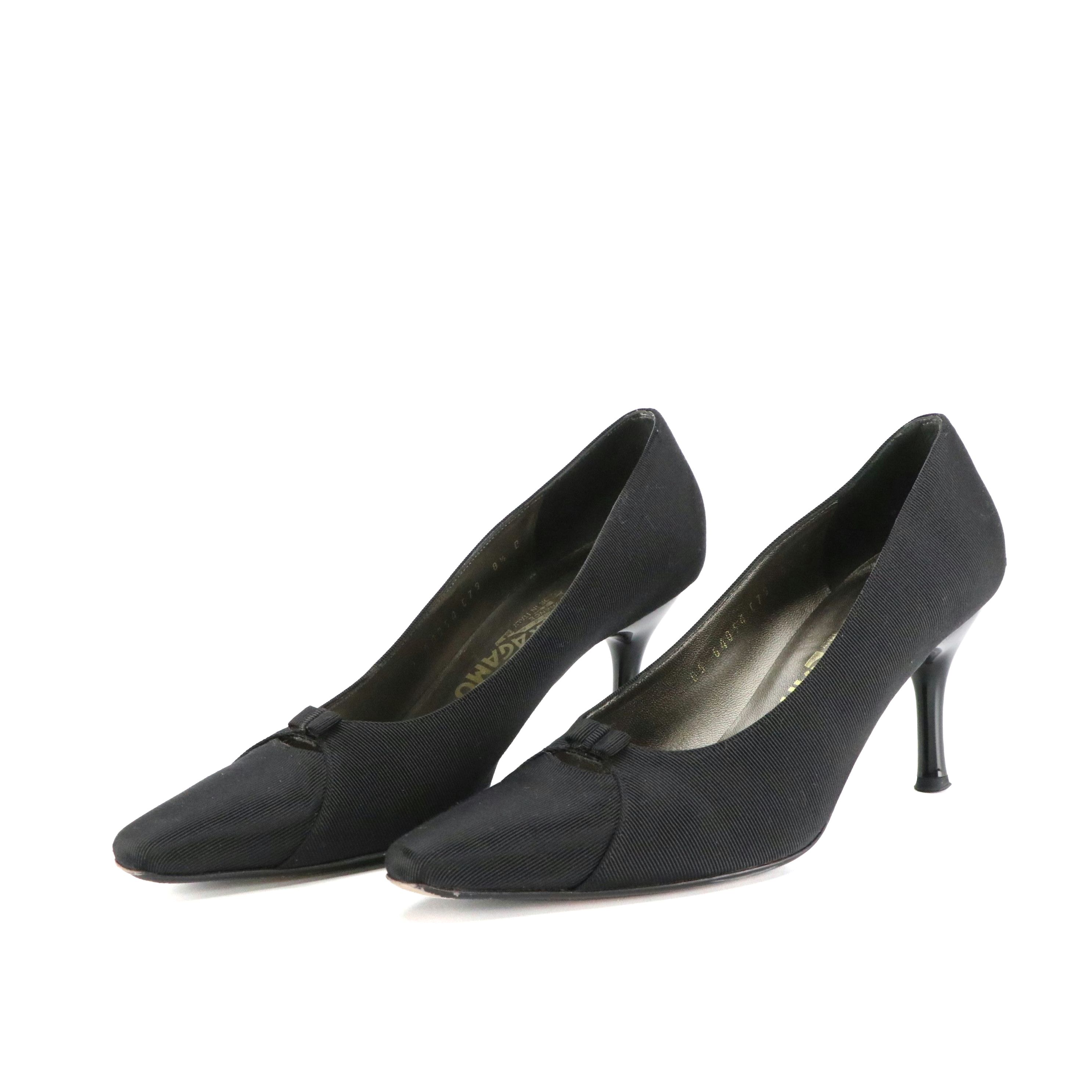 Salvatore Ferragamo Raphael Pumps in Nero Faille Fabric with Box