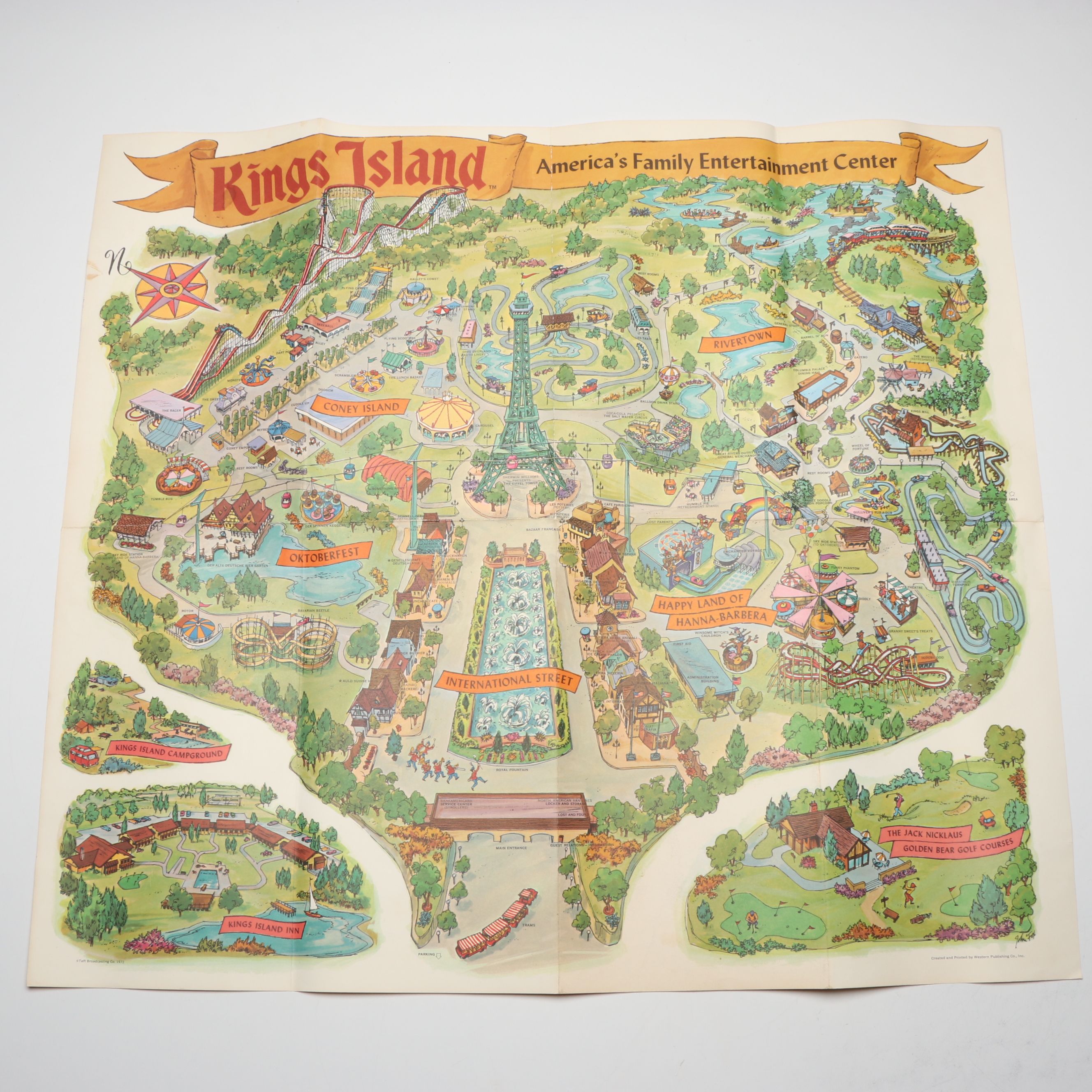 Kings Island Inaugural 1972 Map and Pennant