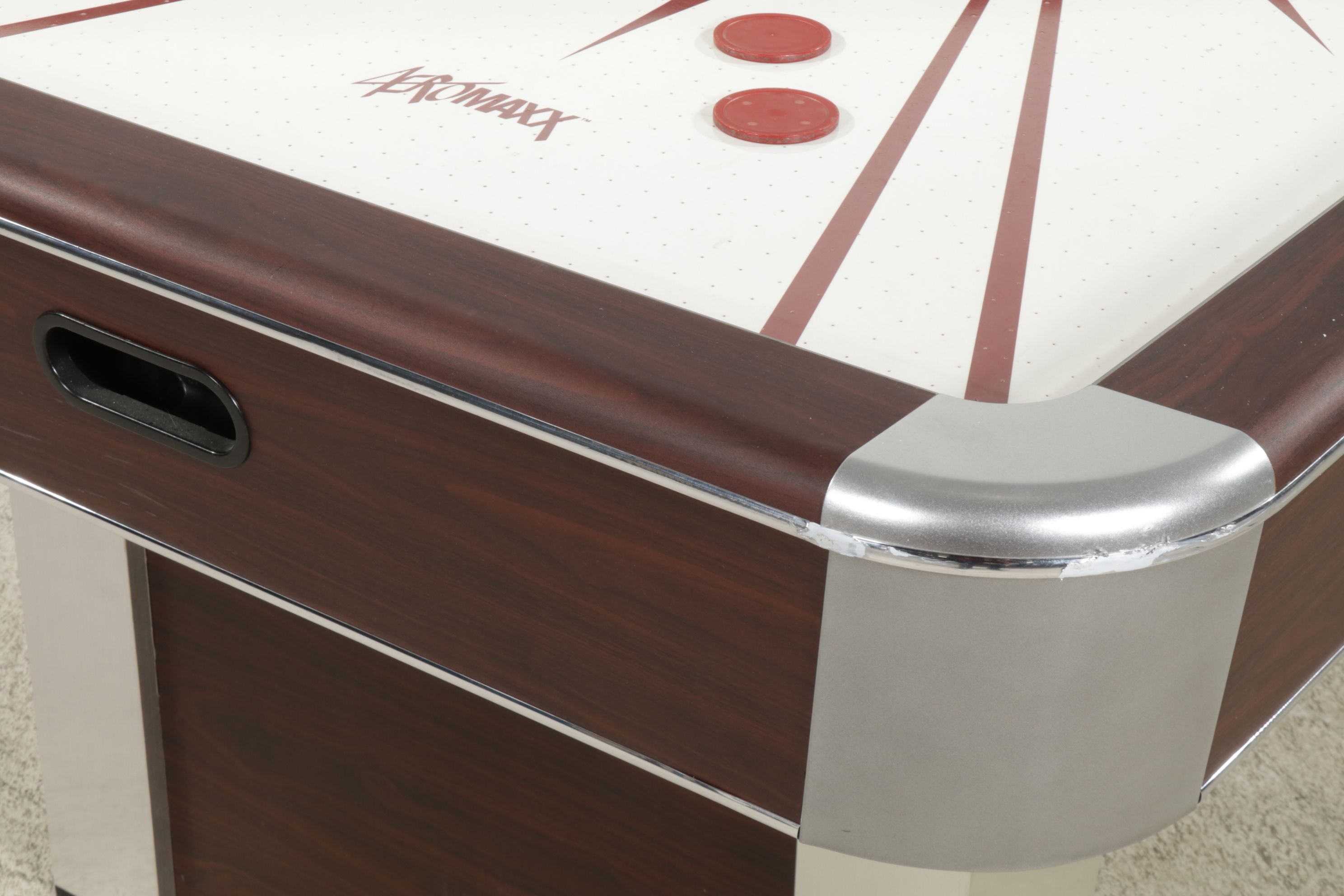 Monarch "AeroMaxx" Air Hockey Table