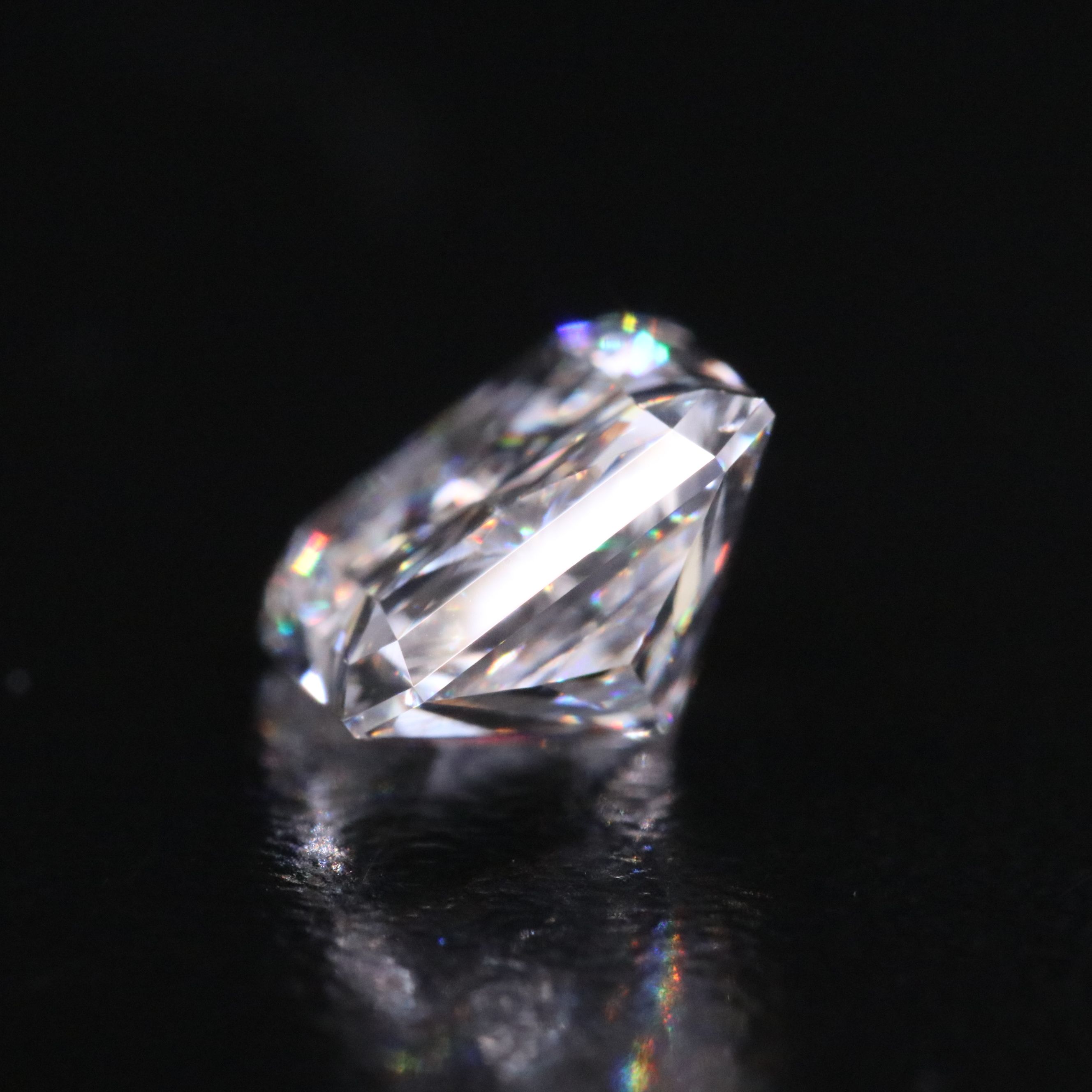 Loose 2.59 CT Lab Grown Diamond with IGI Report