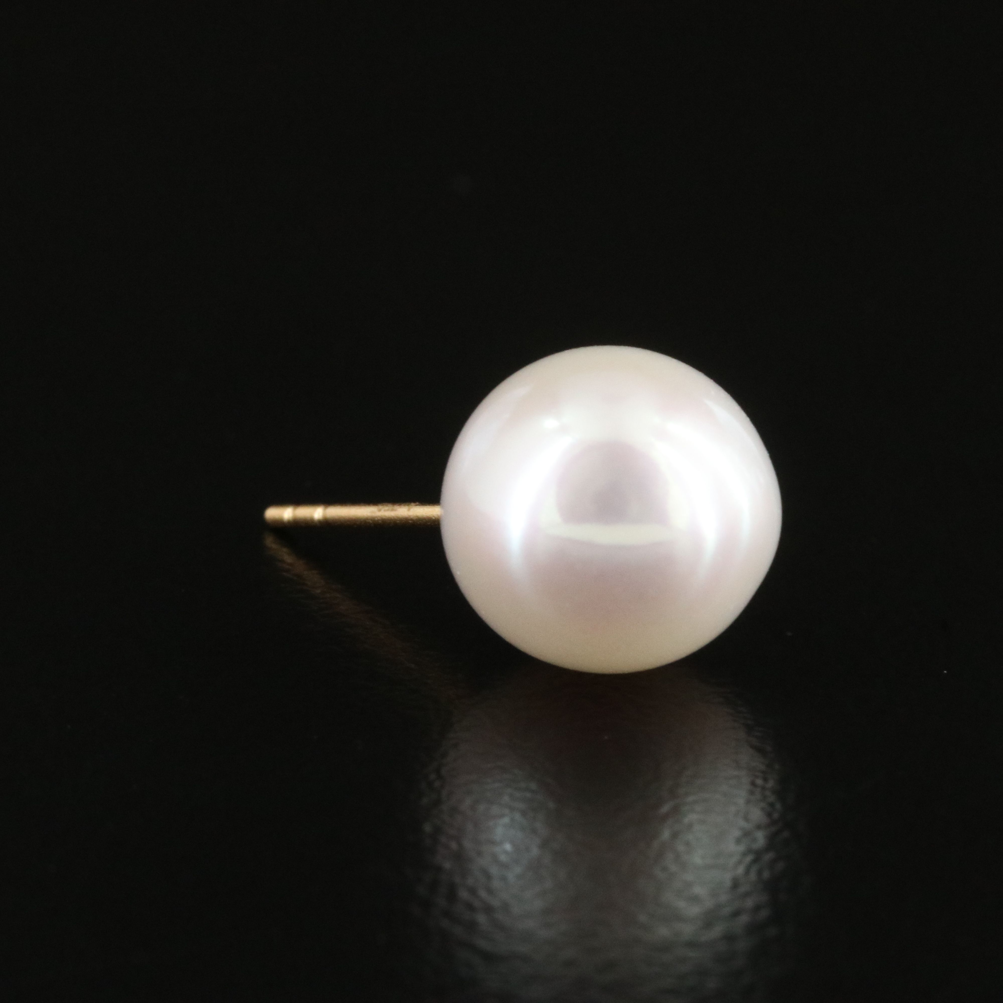 18K Pearl Stud Earrings
