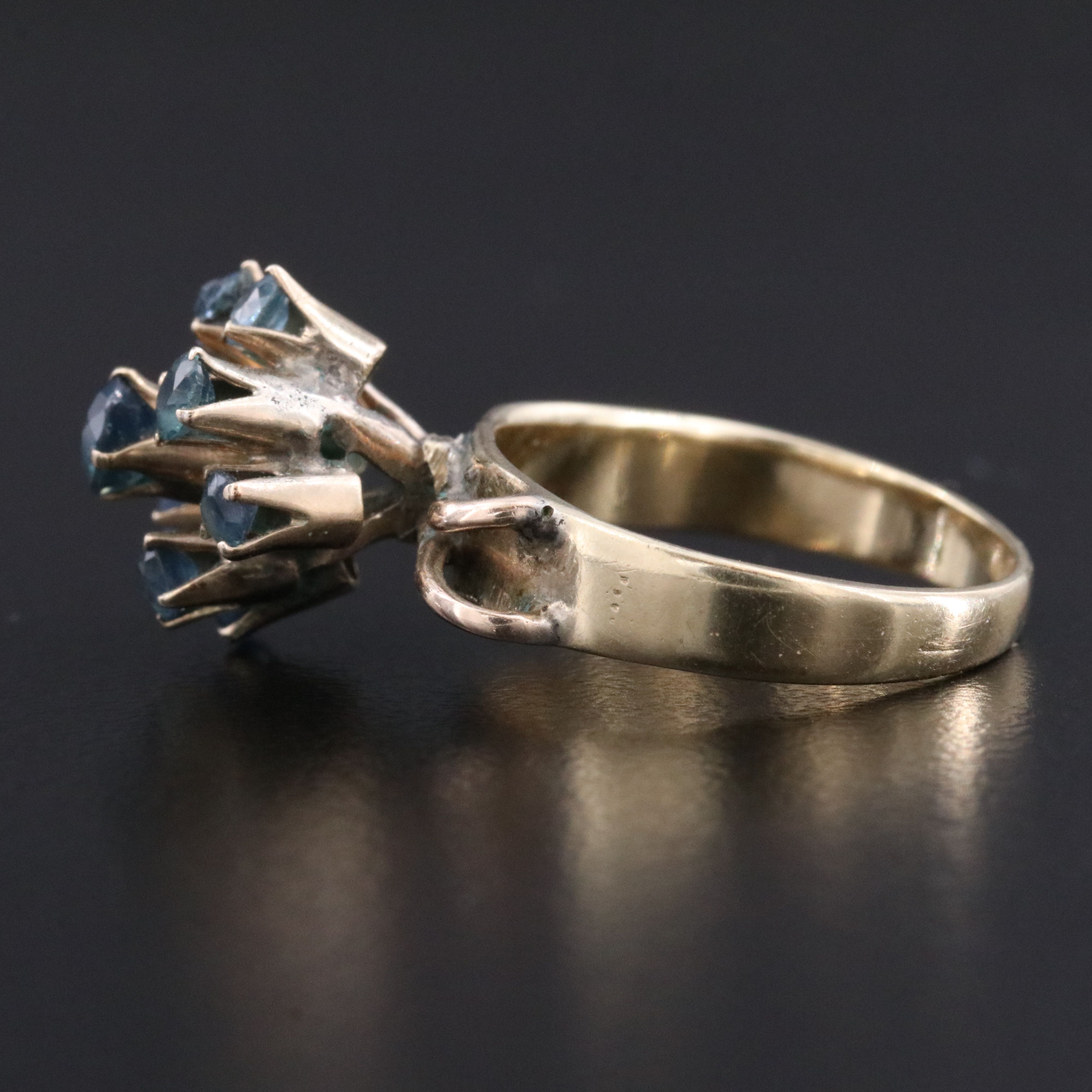 Sapphire Cluster Ring