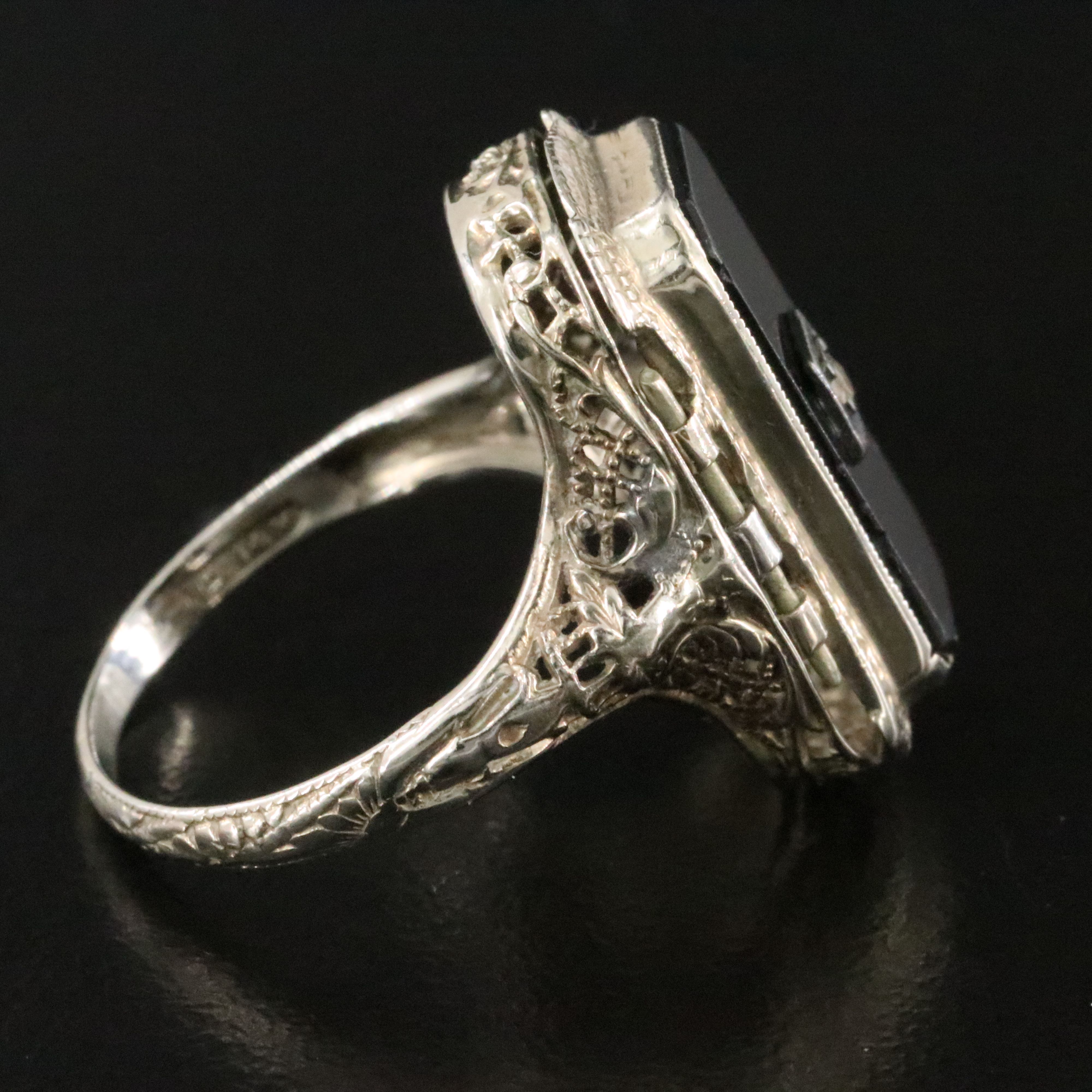 Vintage 14K Black Onyx and Diamond Ring