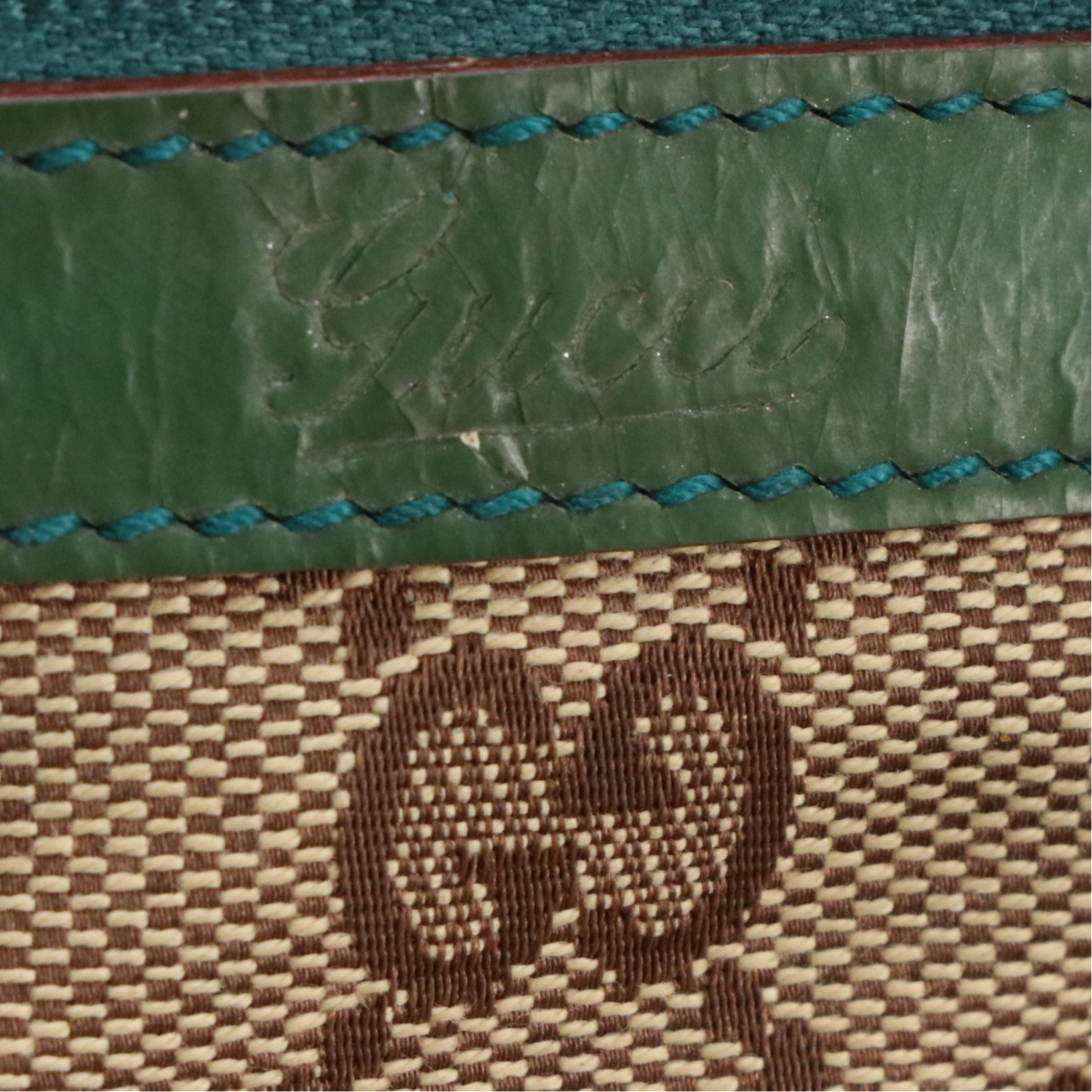 Gucci Small Abbey Boston Shoulder Bag in Beige GG Canvas and Green Leather