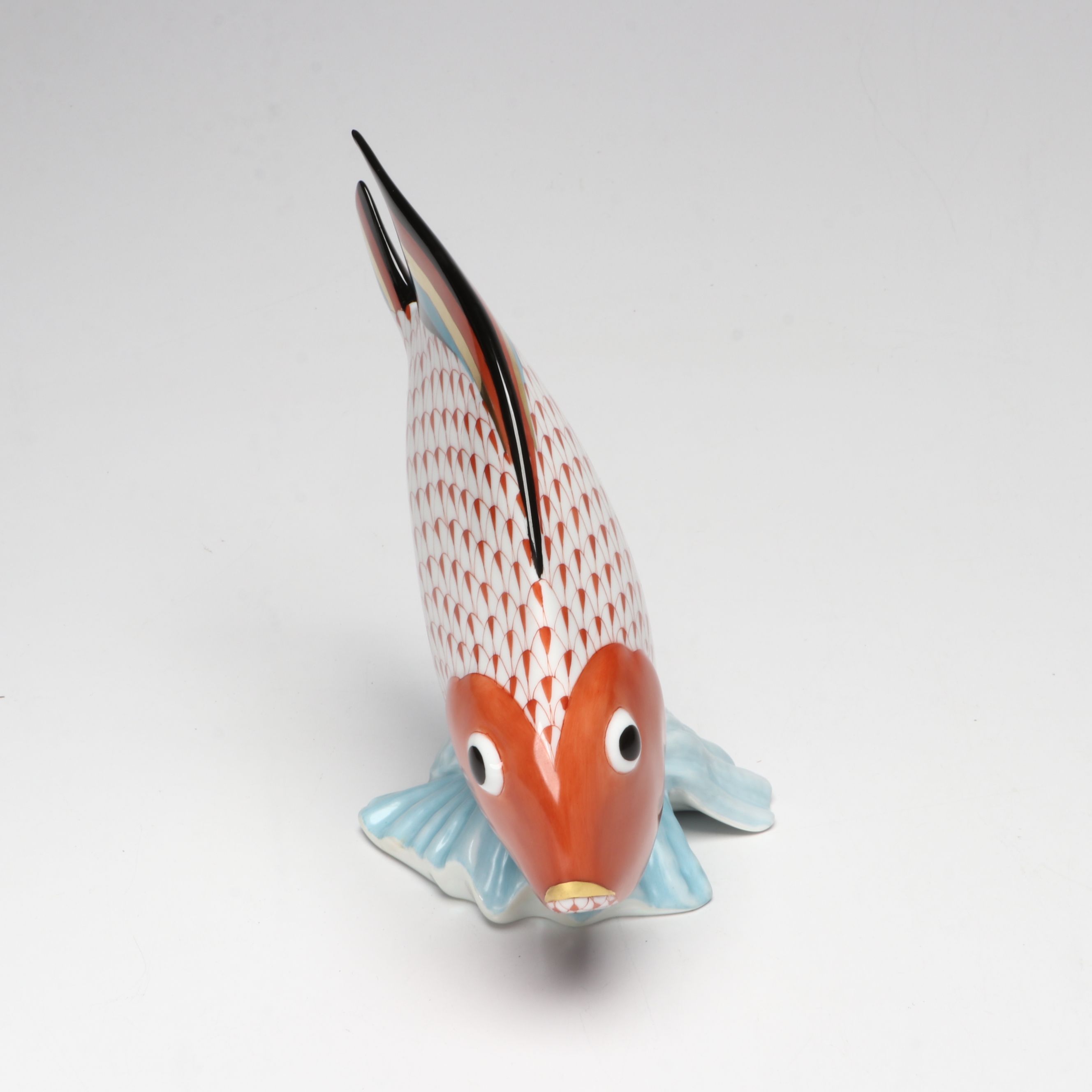 Herend Rust Fishnet with Gold “Fish on Shell” Porcelain Figurine