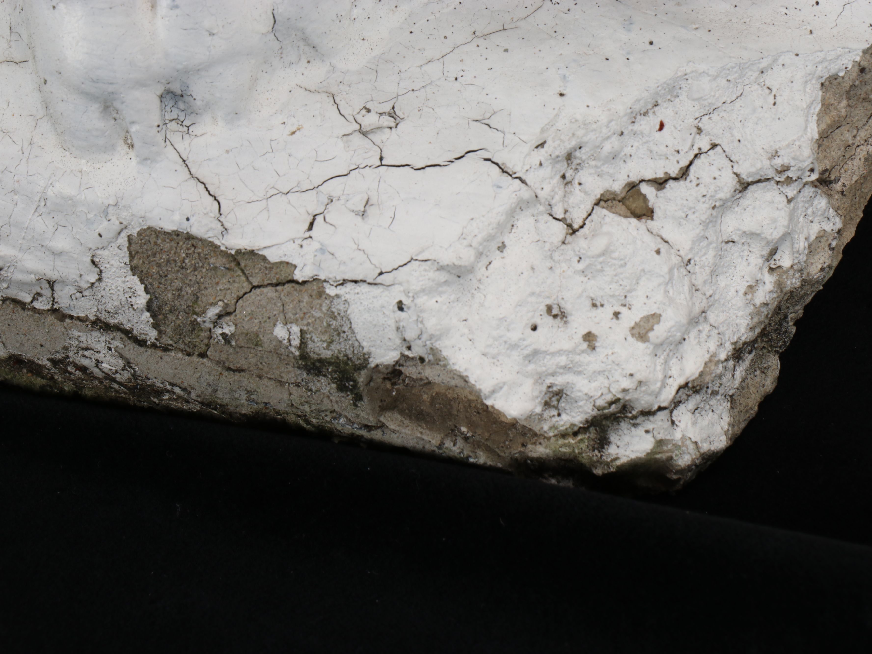 Weathered Lion Concrete Garden Sculptures