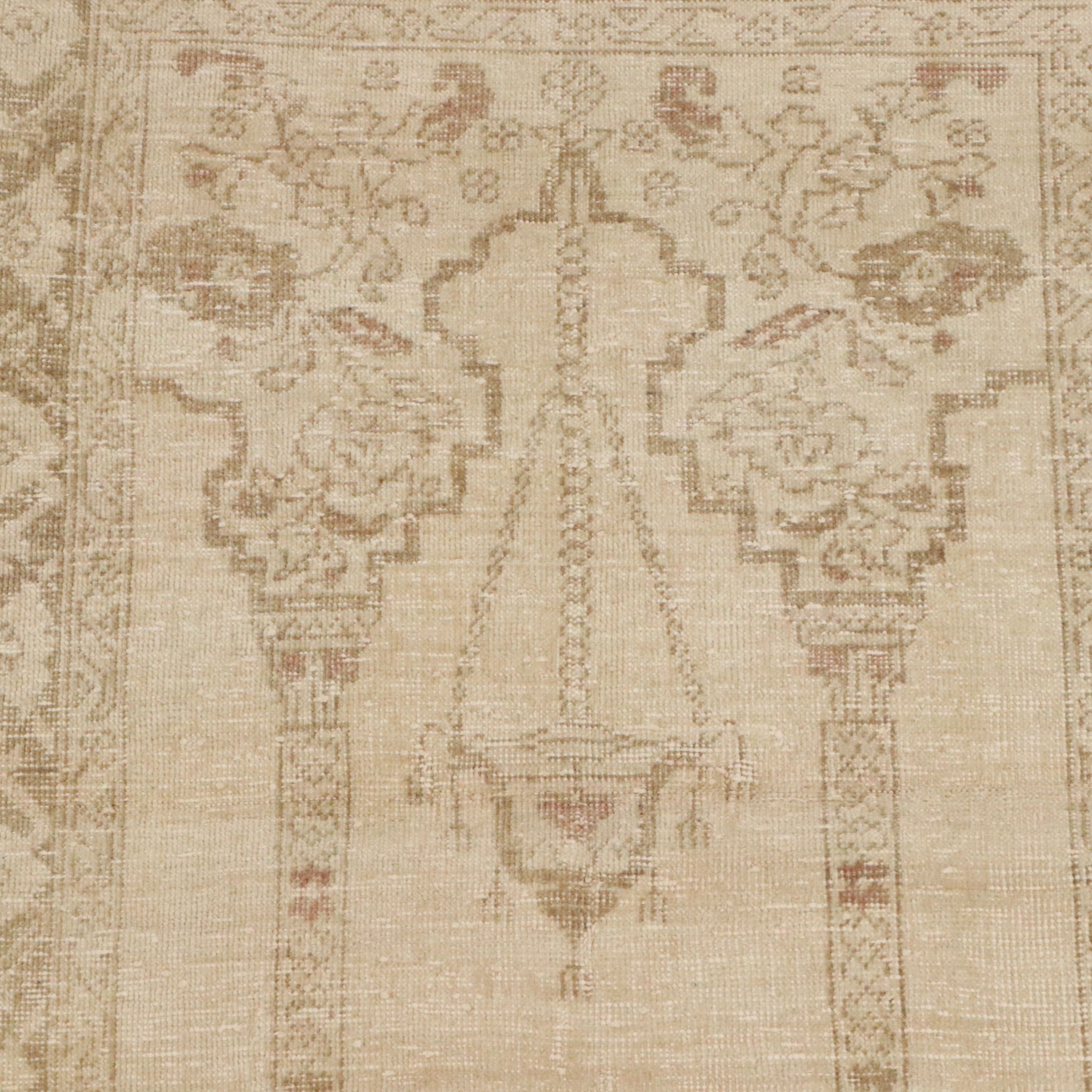 3'4 x 5'4 Hand-Knotted Turkish Ghiordes Prayer Rug