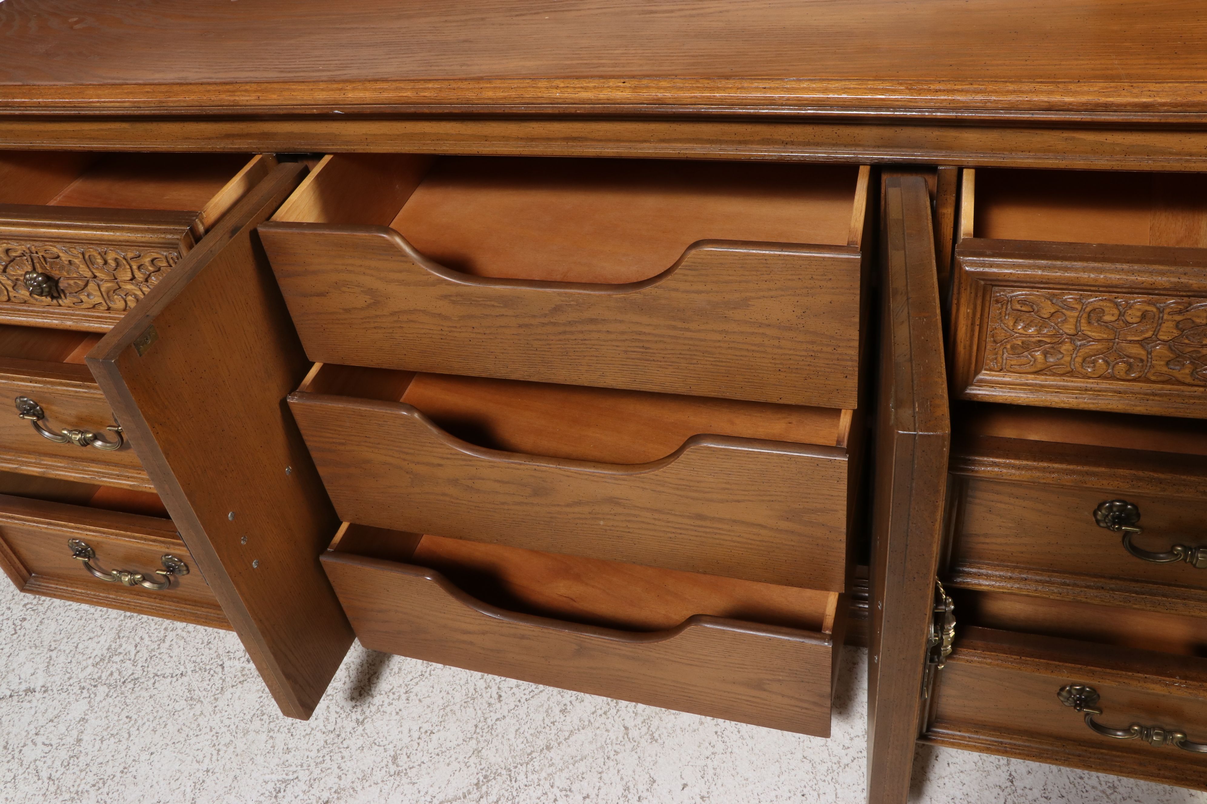 United Furniture Spanish Revival Style Carved Oak Triple Dresser with Mirrors