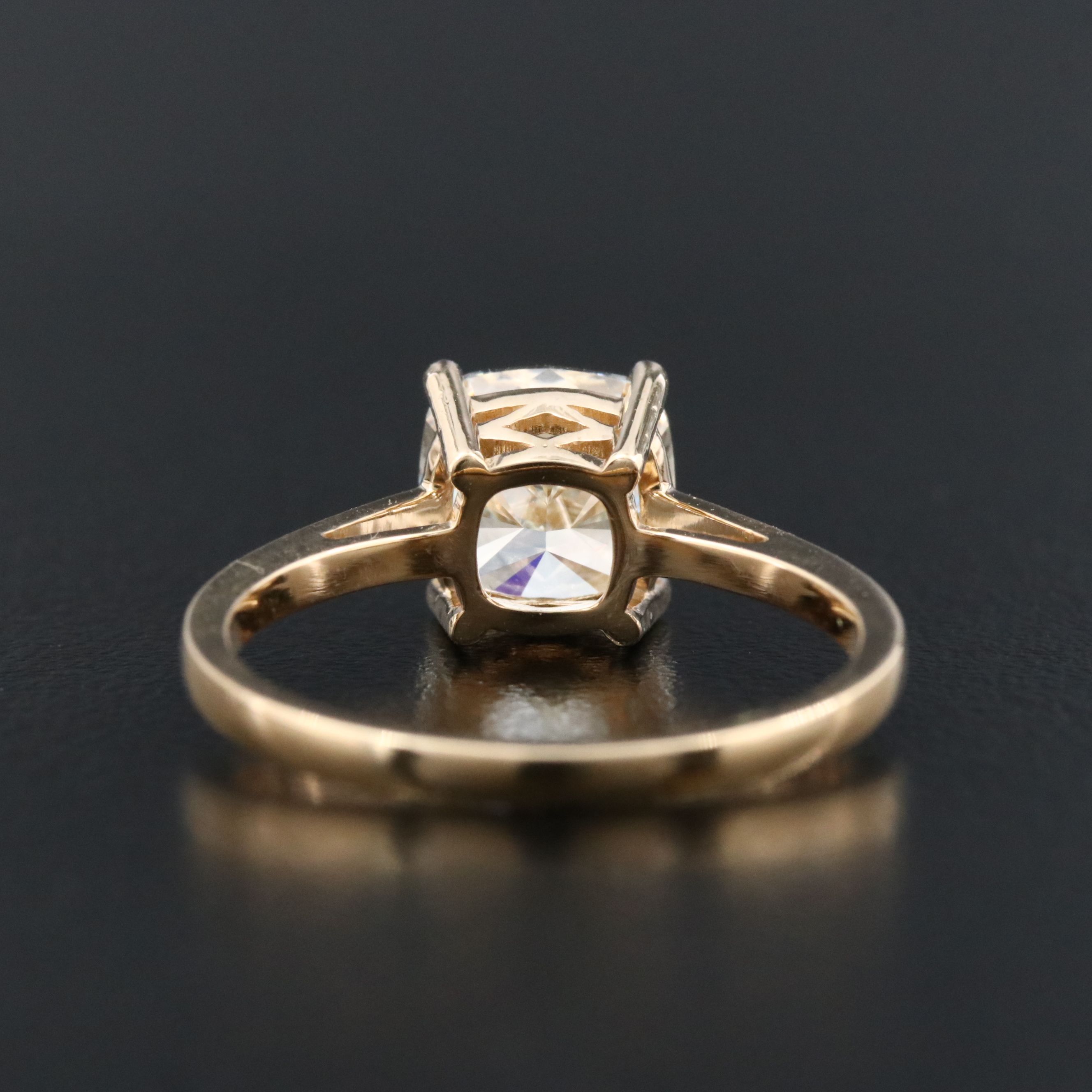 18K 2.52 CT Diamond Solitaire Ring