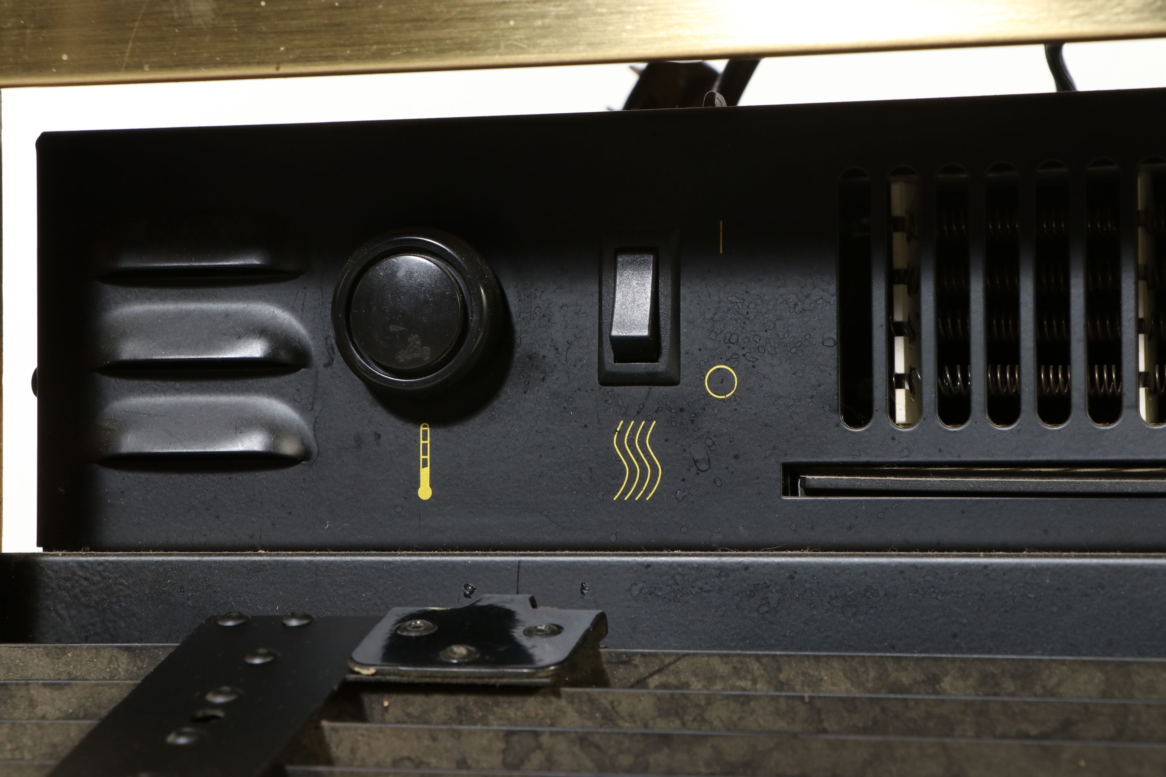 Symphony Electric Fireplace in Oak Frame