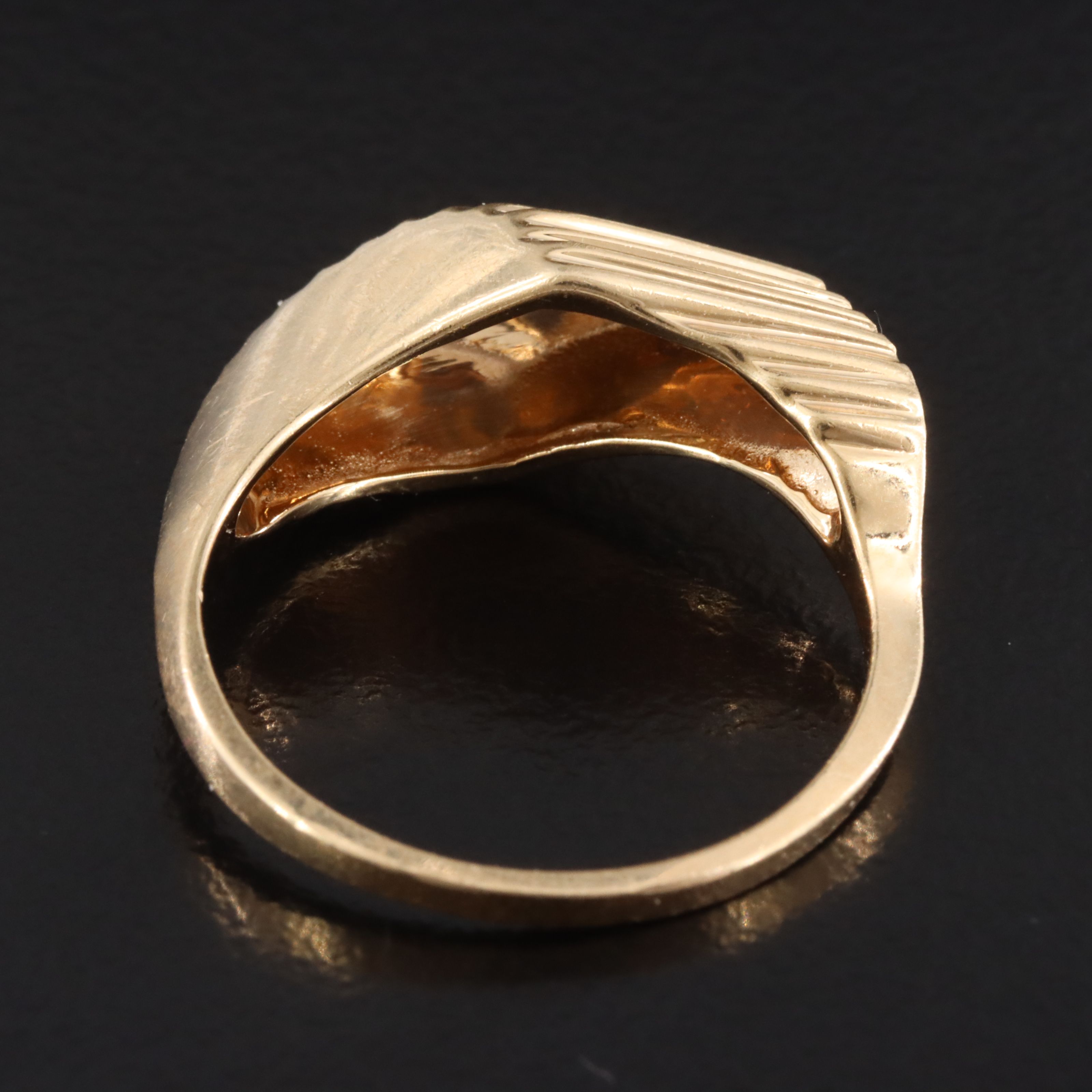 14K Fluted Ring