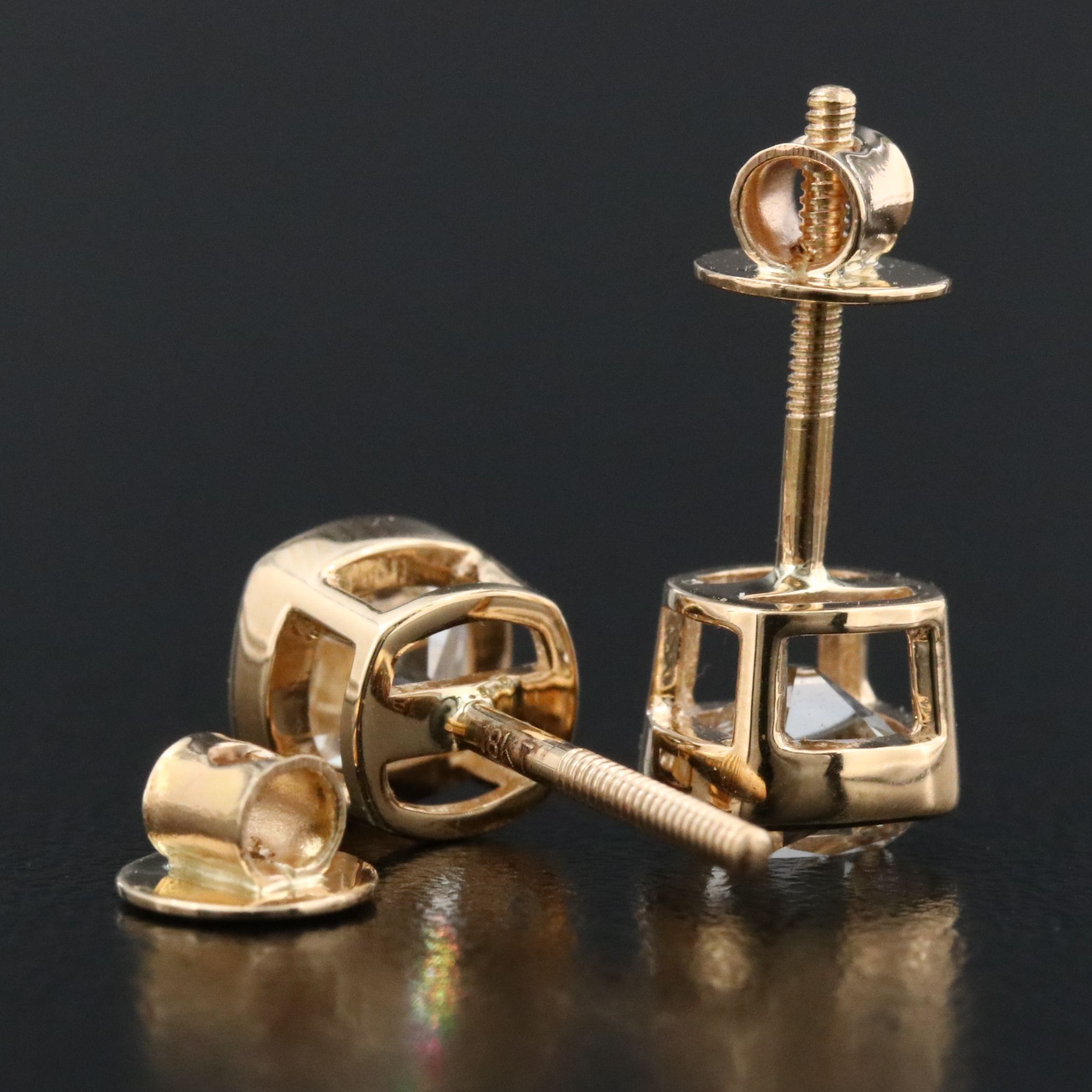 18K 2.12 CTW Diamond Stud Earrings with GIA Reports