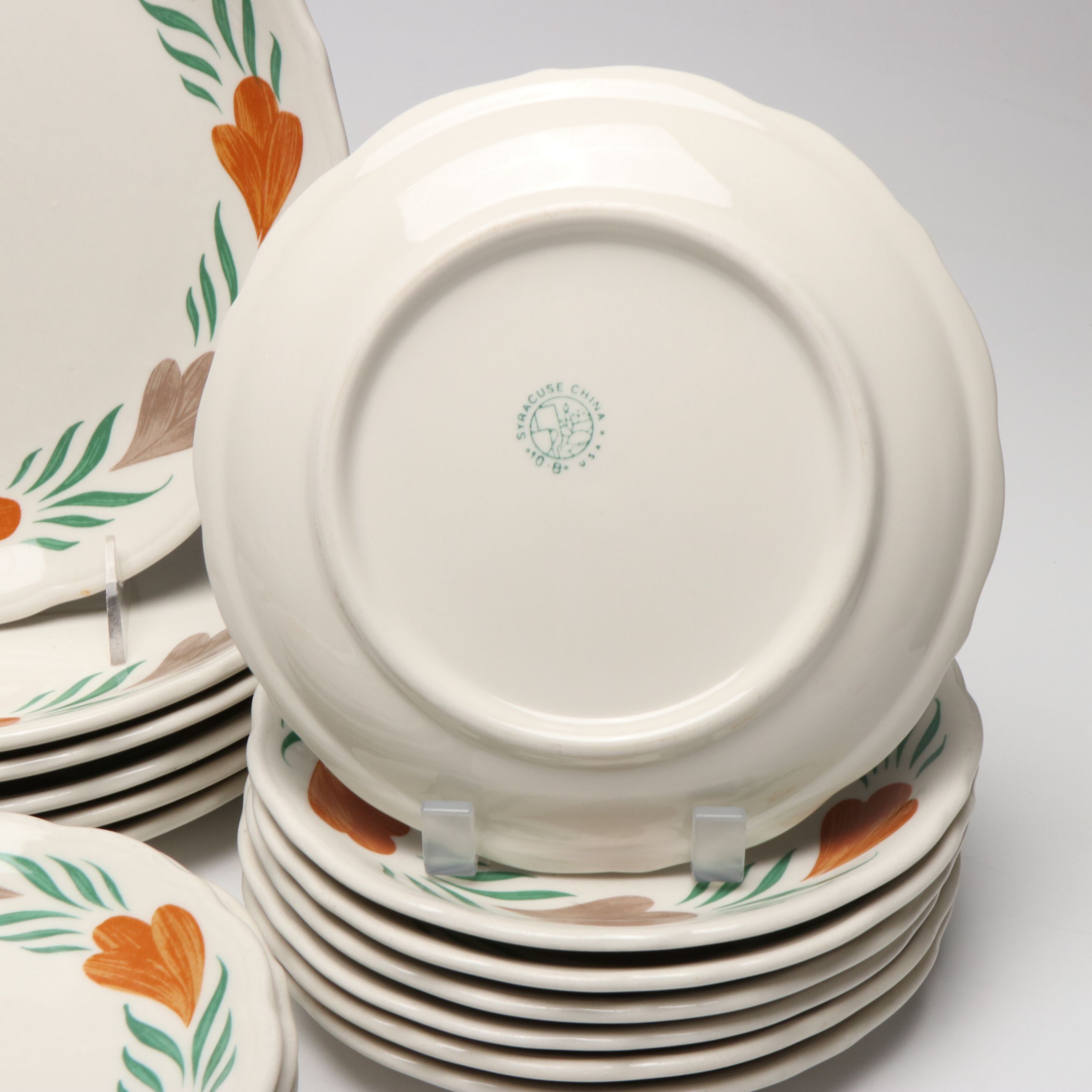 Syracuse China "Chantilly" Ceramic Plates, Mid to Late 20th Century