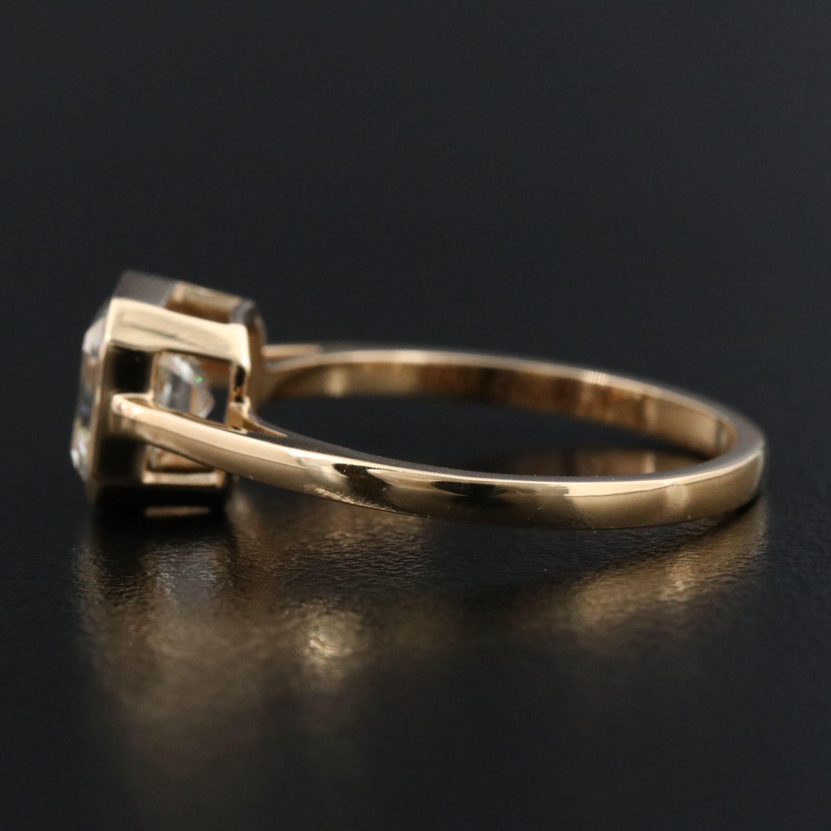 18K 1.70 CT Internally Flawless Diamond Ring