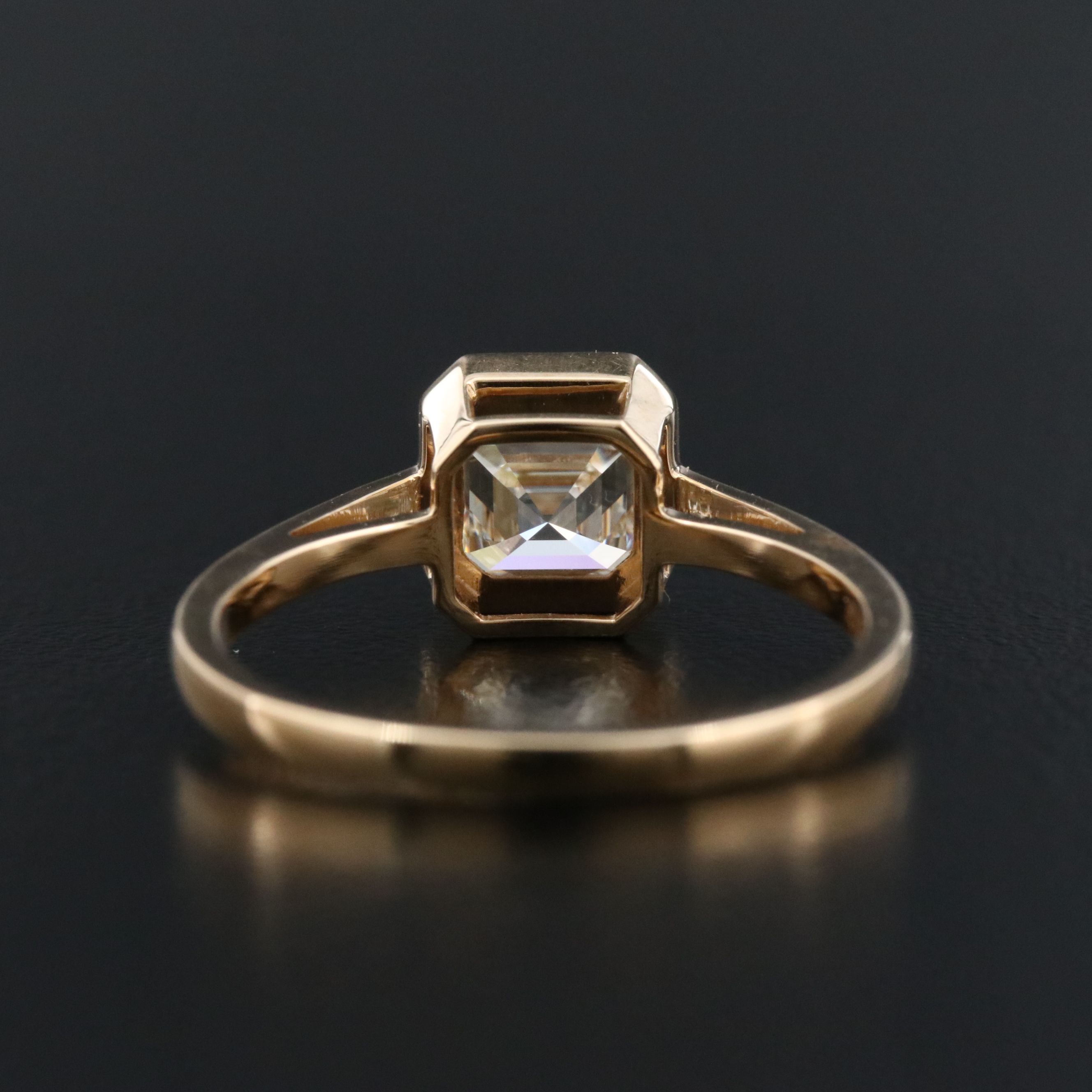 18K 1.70 CT Internally Flawless Diamond Ring