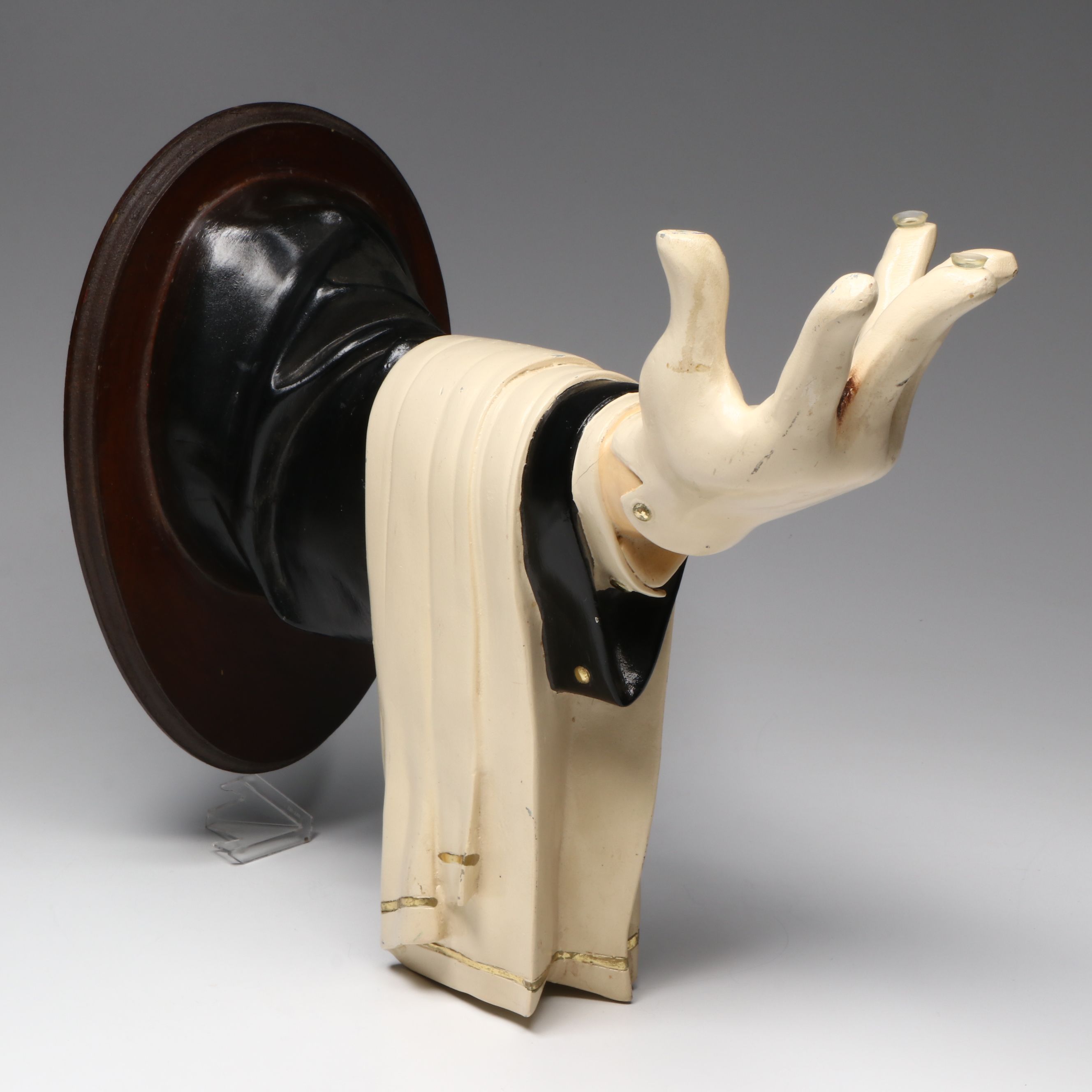 Leonardo Luna Butler Hand Wall Hanging