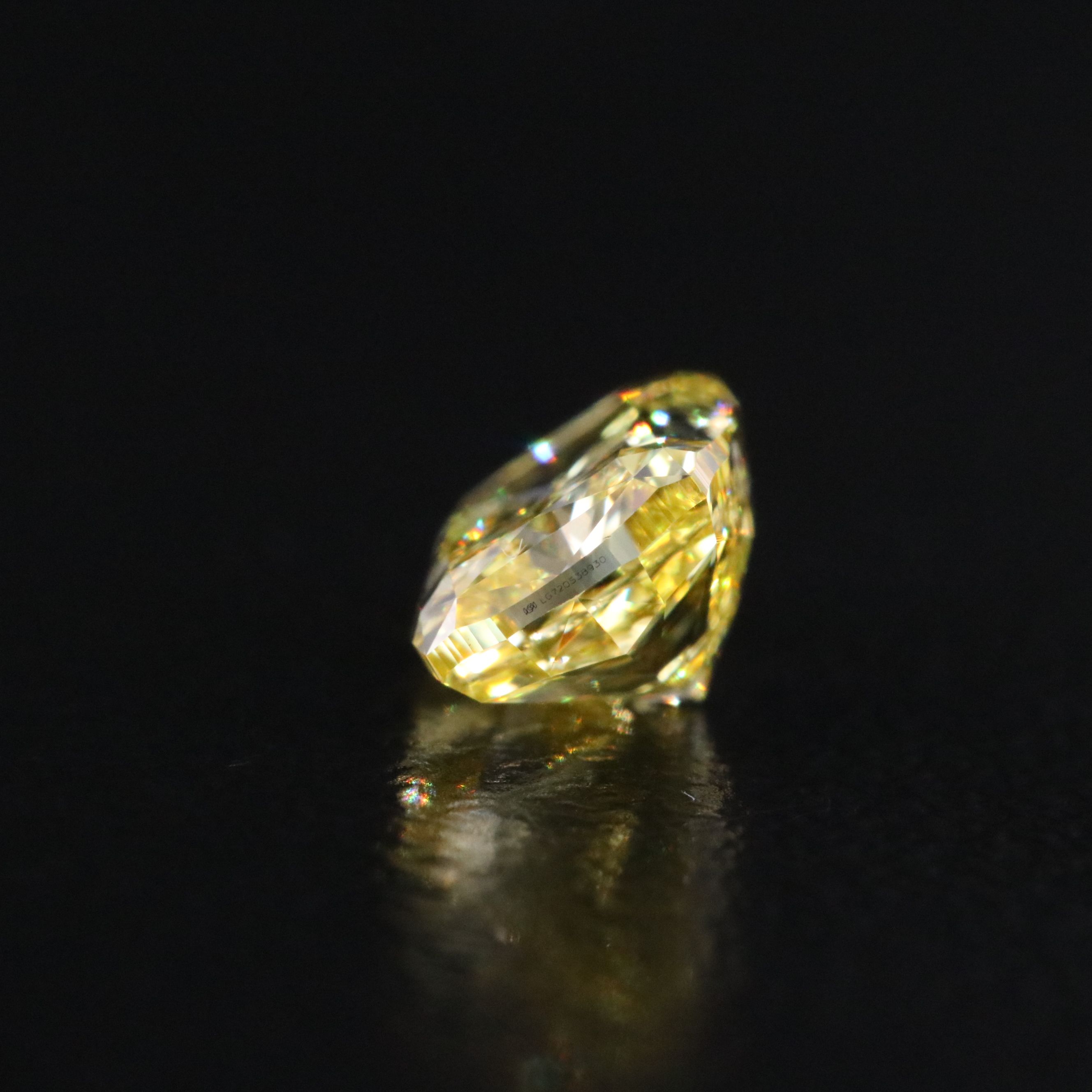 Loose 1.08 CT Lab Grown Fancy Vivid Yellow Diamond with IGI Report
