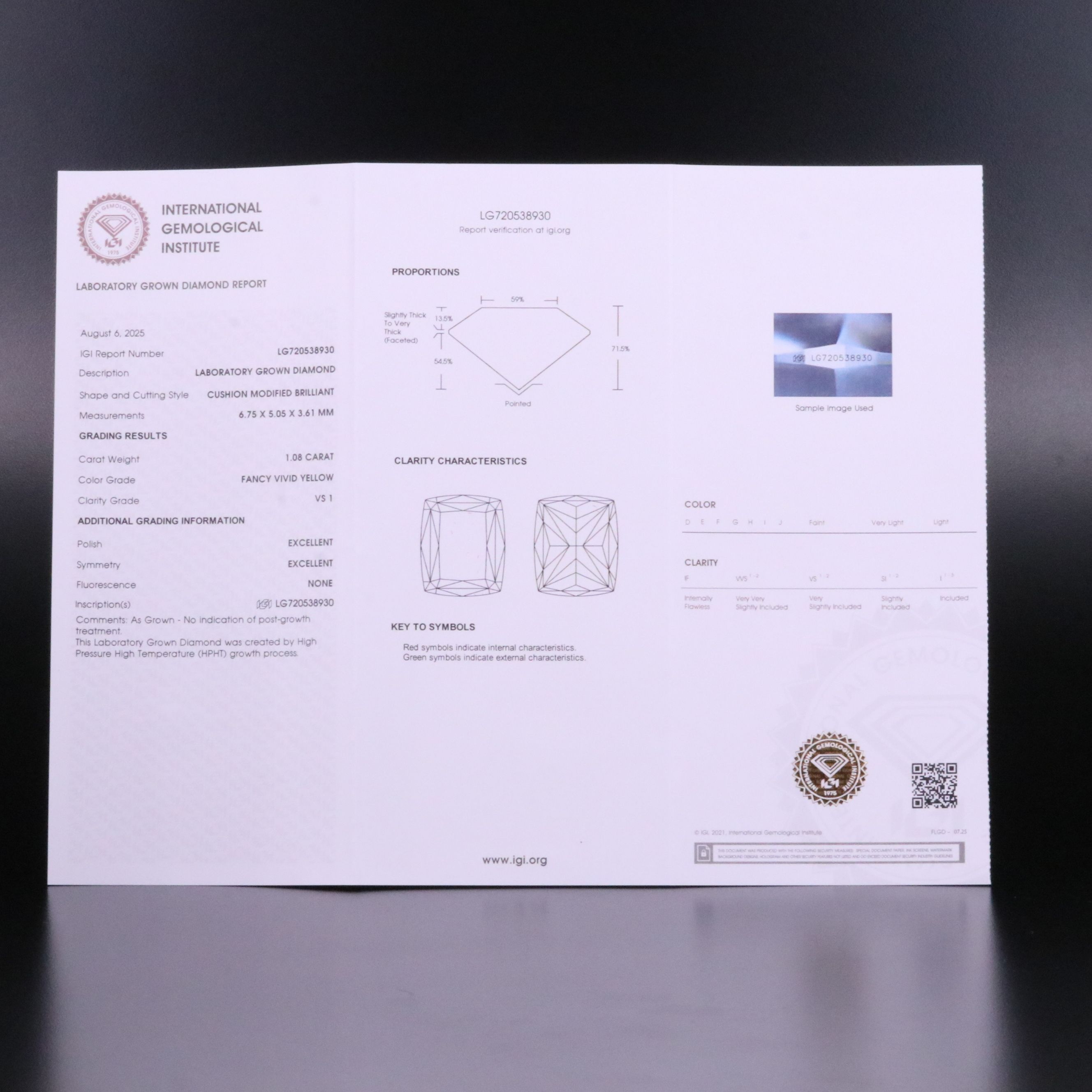 Loose 1.08 CT Lab Grown Fancy Vivid Yellow Diamond with IGI Report