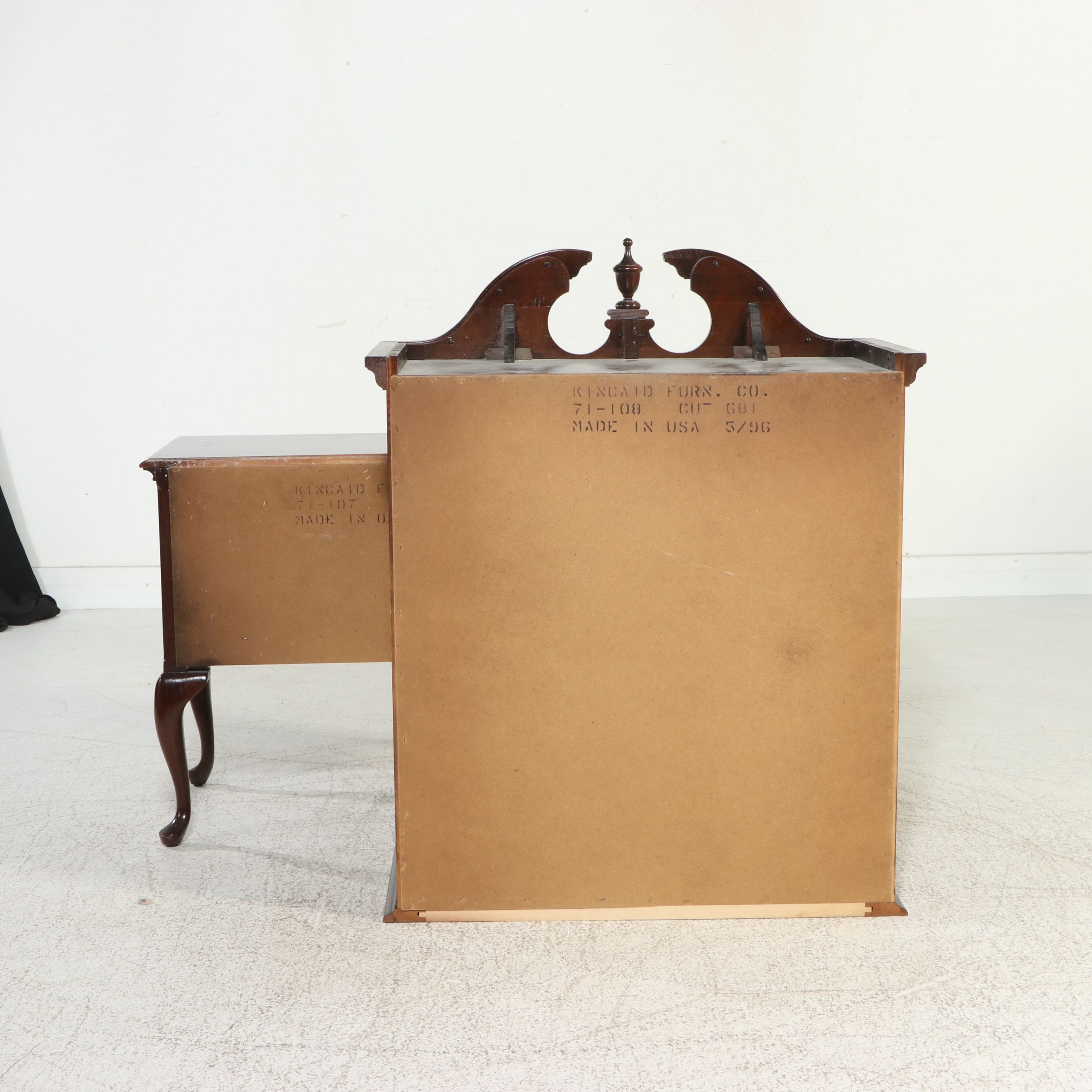 Kincaid Furniture Queen Anne Style Mahogany Highboy