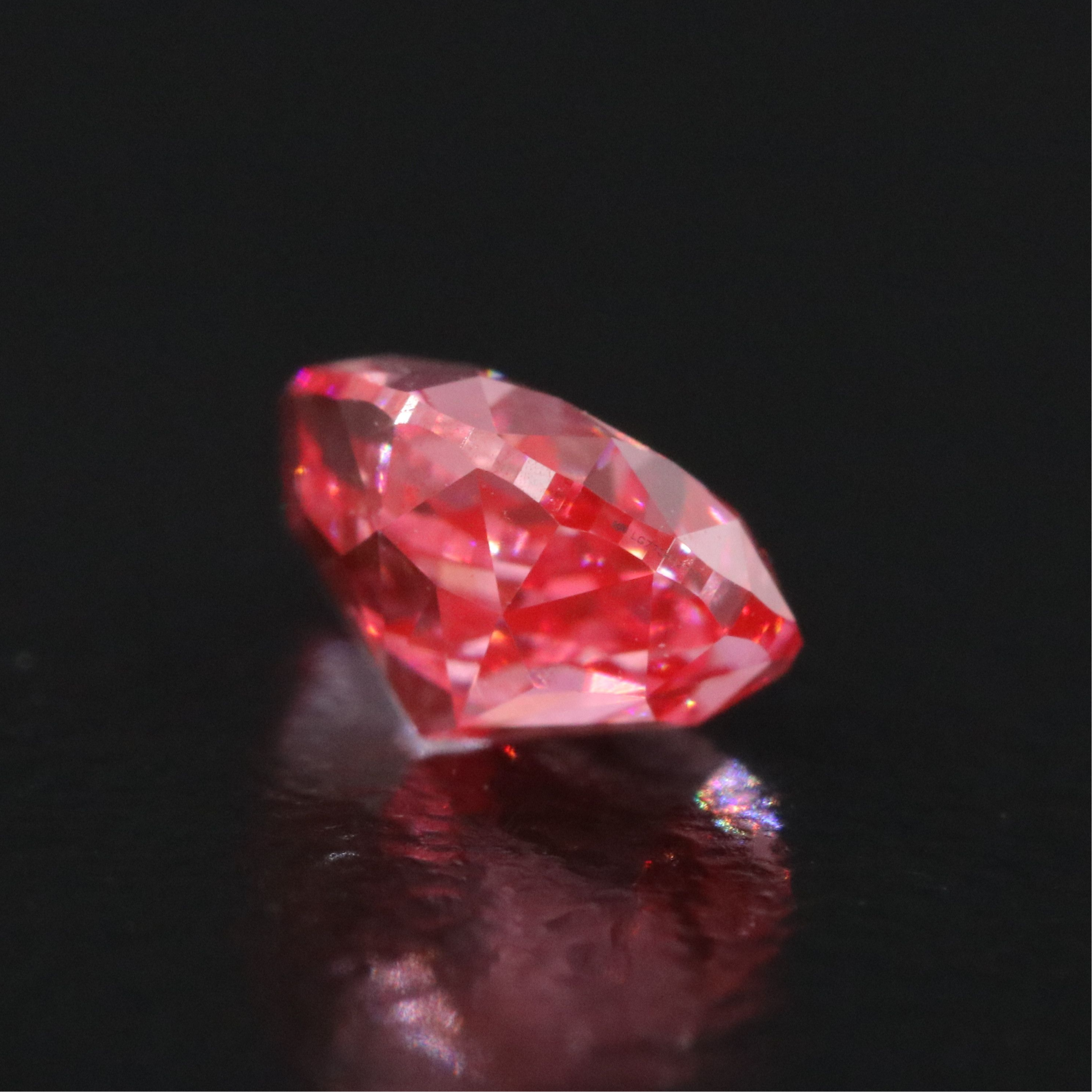 Loose 1.04 CT Fancy Vivid Pink Lab Grown Diamond with IGI Report