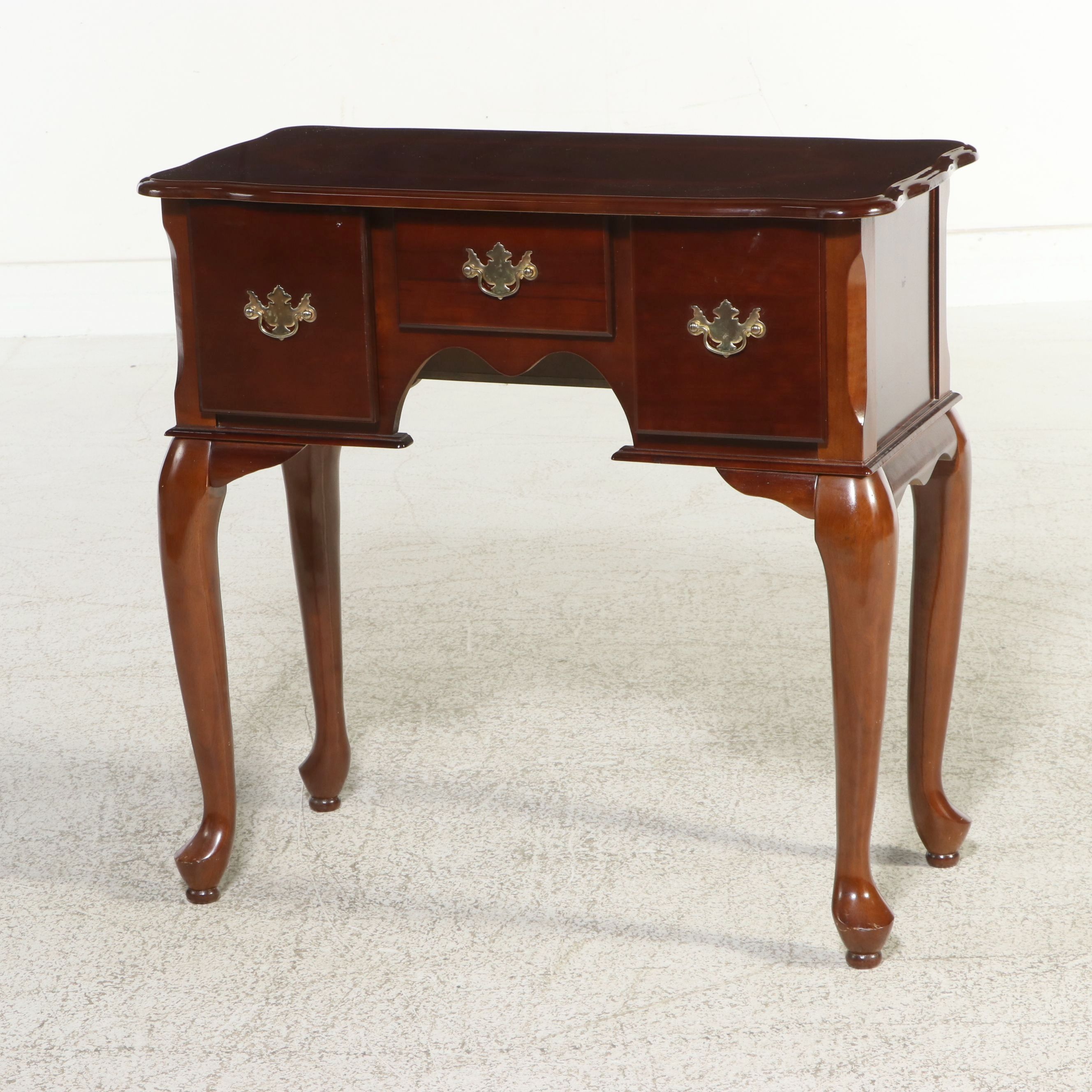 Queen Anne Style Dressing Table