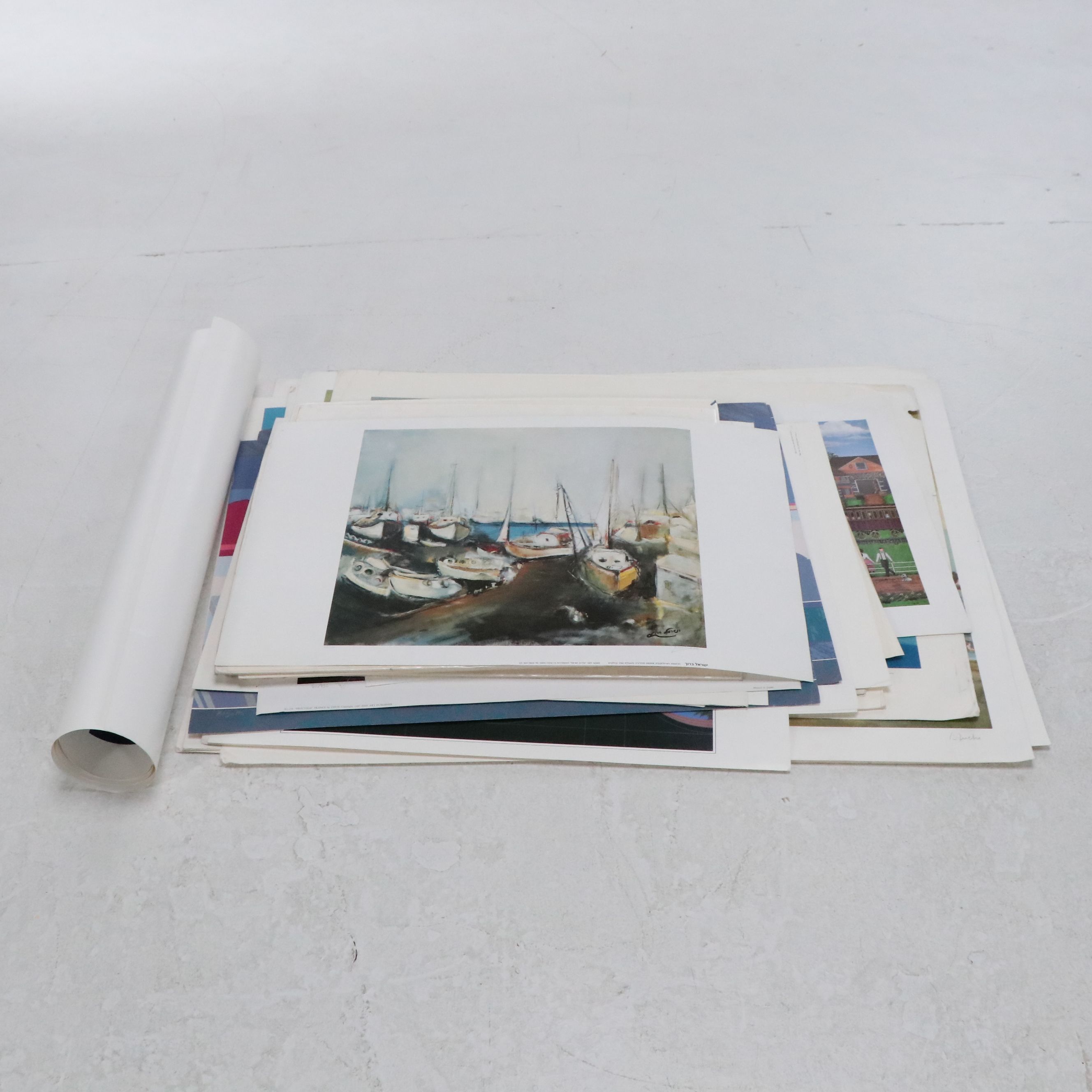 Uncommon Discoveries: A Seaside Getaway in Prints