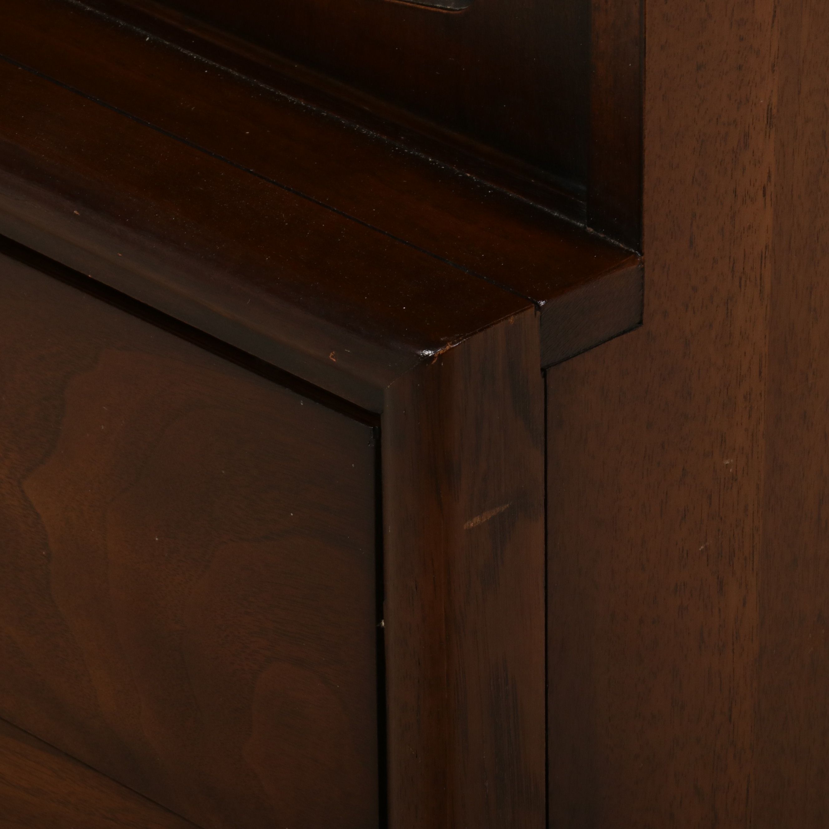 Broyhill "Emphasis" Mid Century Modern Walnut Gentleman's Chest/China Cabinet