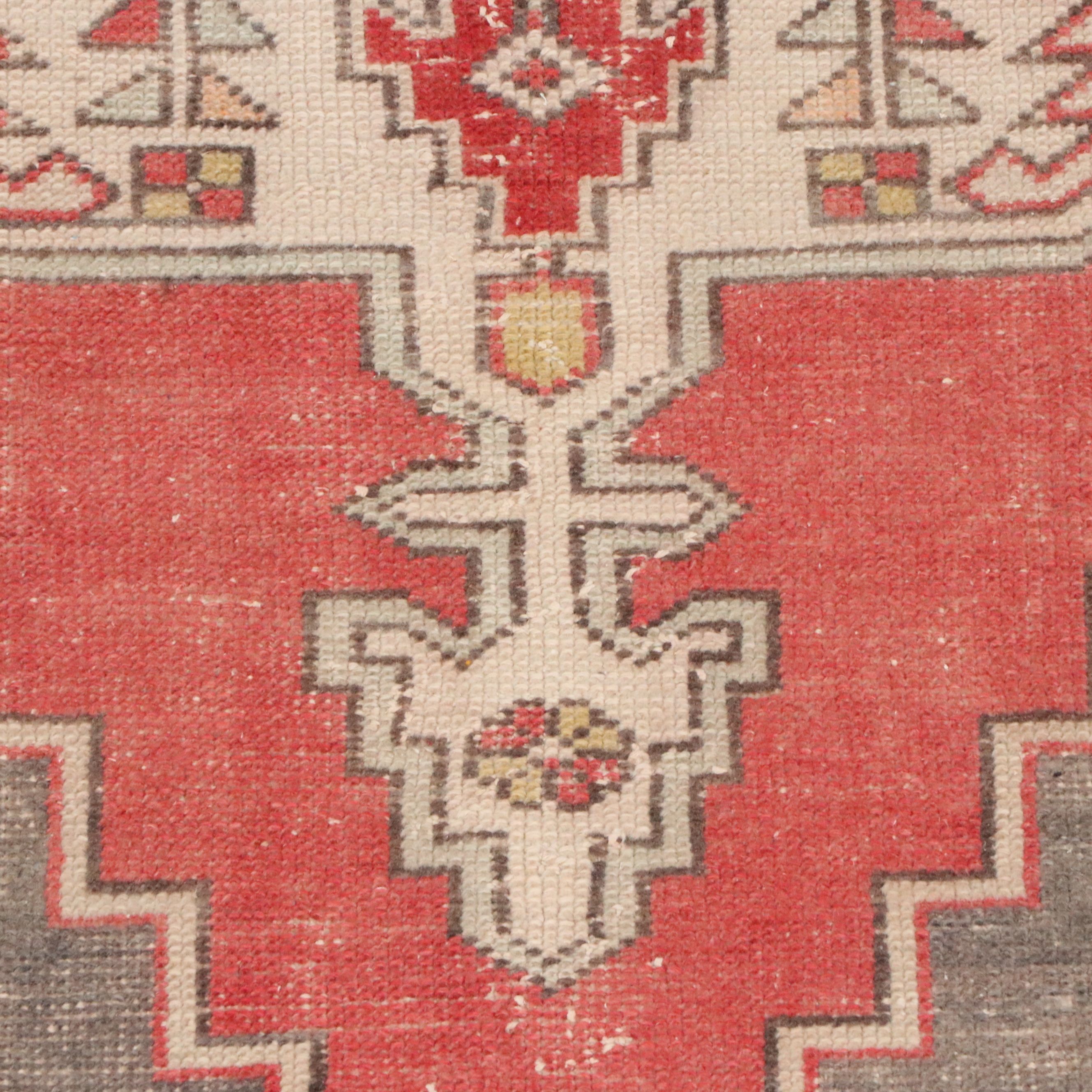 4'5 x 8'8 Hand-Knotted Turkish Oushak Area Rug