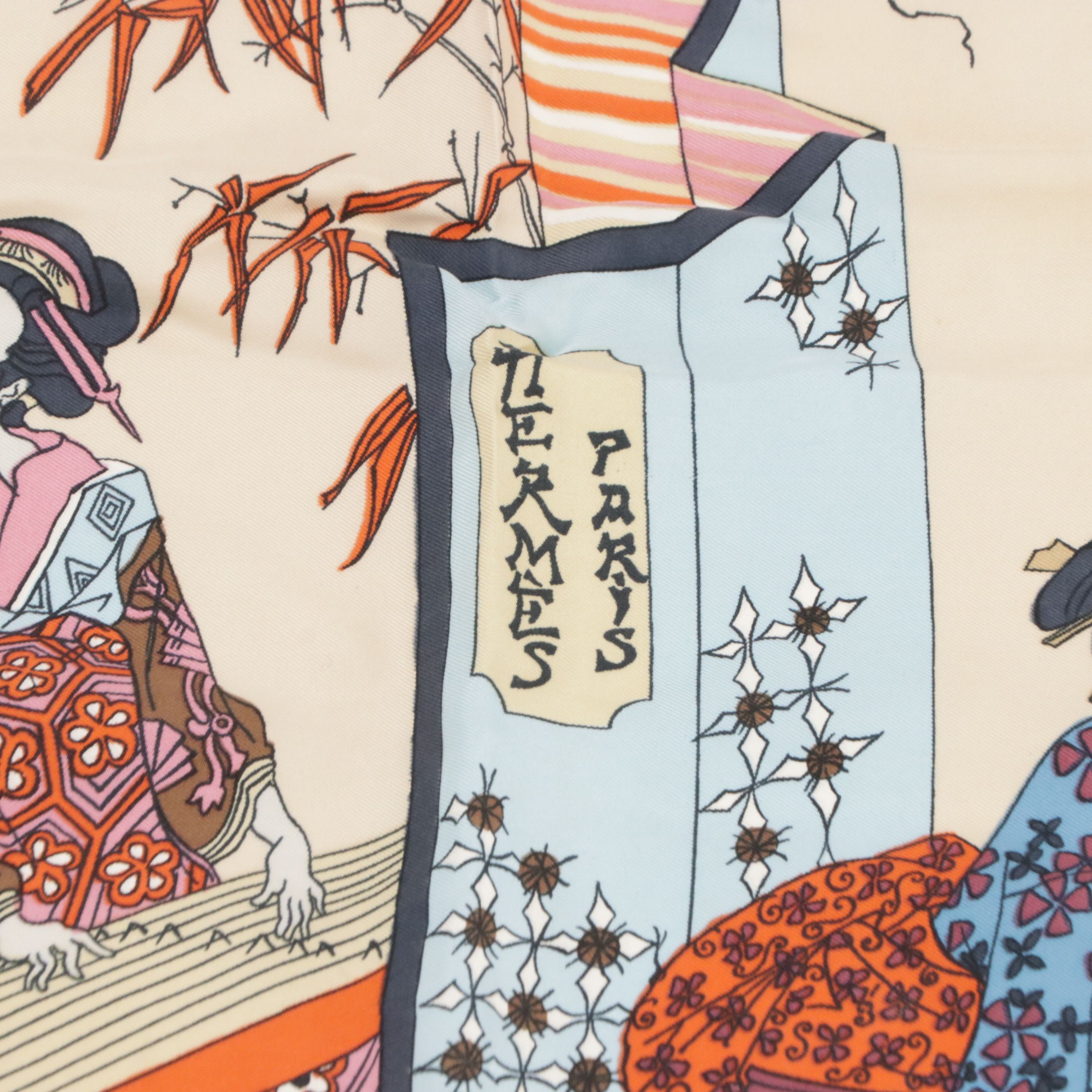 Hermès Early Issue "Geisha" Scarf 90 in Silk Twill with Box