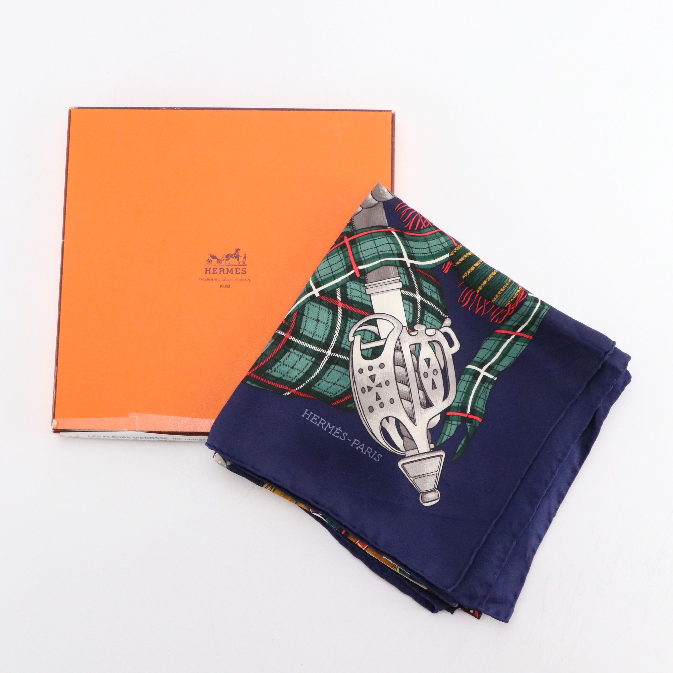 Hermès Vintage "Drambuie" Silk Twill Scarf 90 in Box