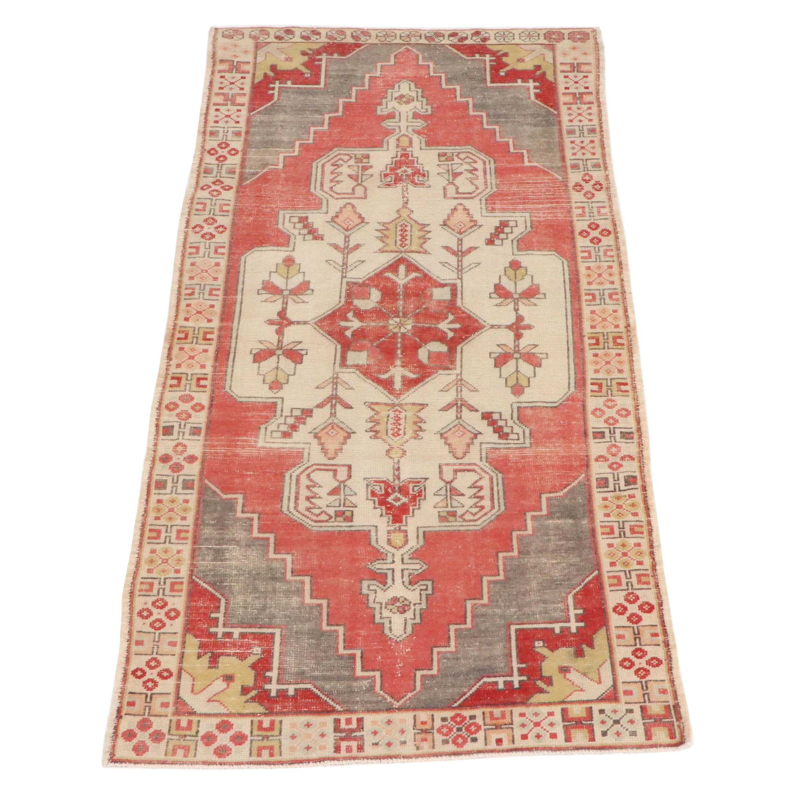 4'5 x 8'8 Hand-Knotted Turkish Oushak Area Rug