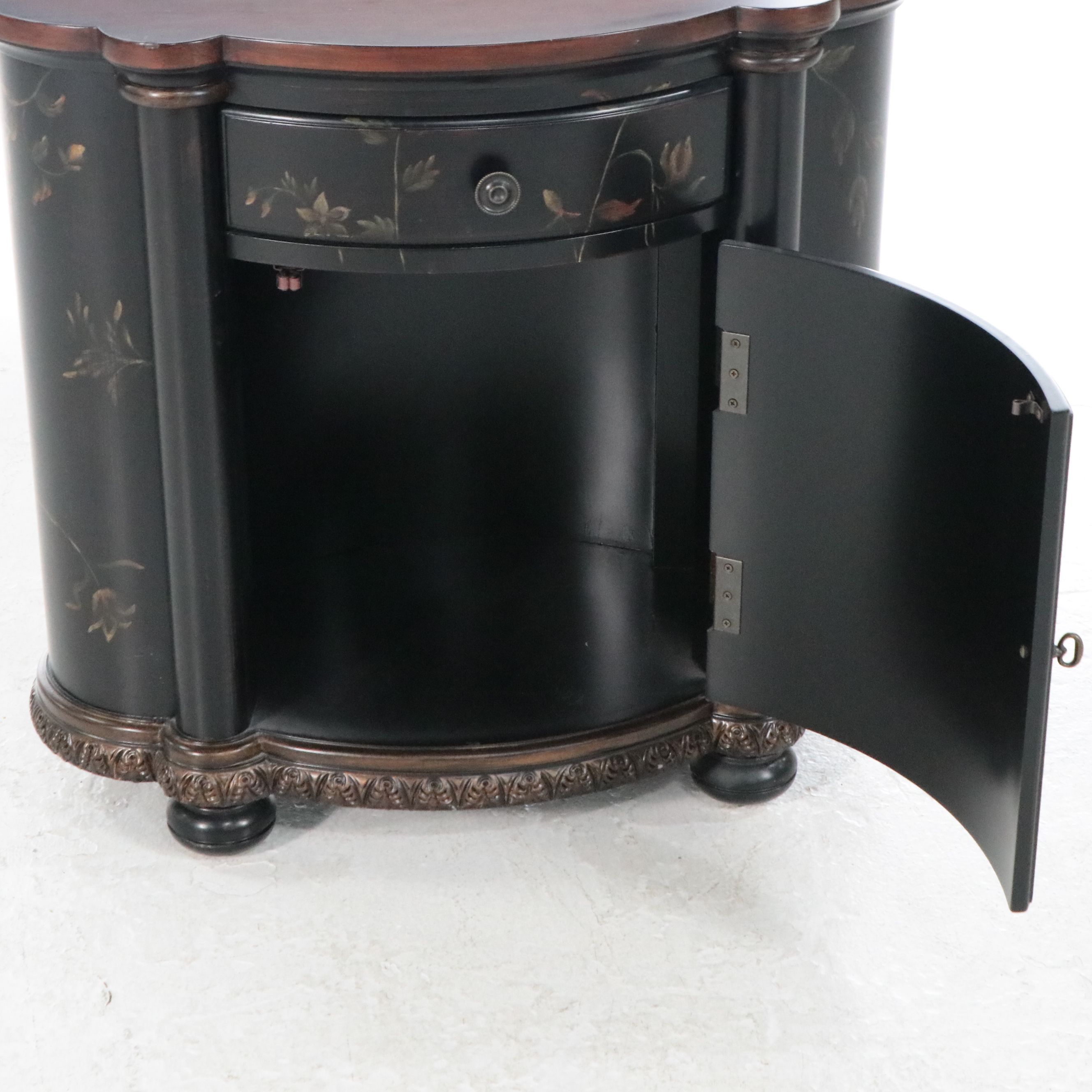 Chinoiserie Style Painted Commode with Gilt Accents, 21st Century