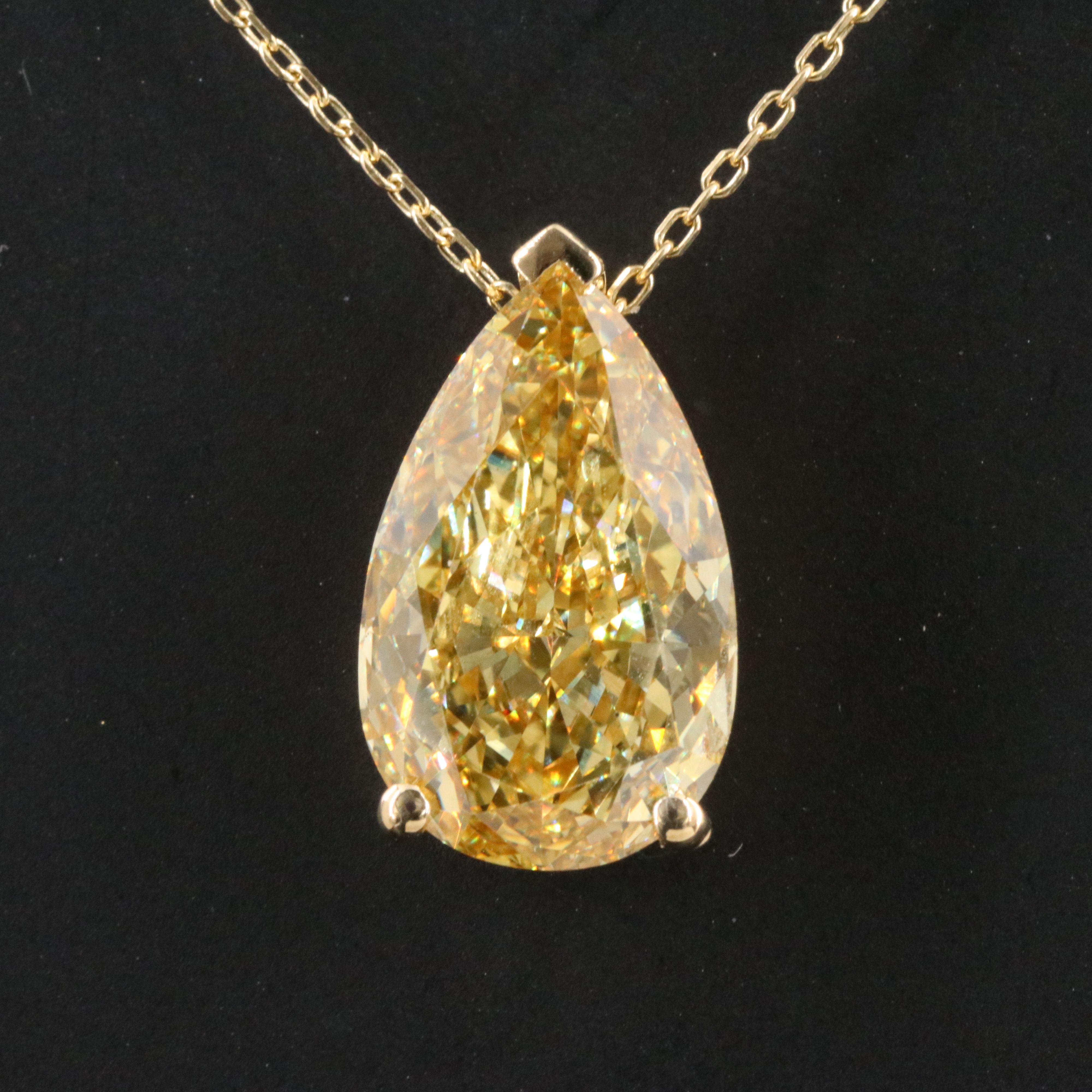 14K 5.10 CT Lab Grown Fancy Vivid Yellow Diamond Necklace with IGI Report