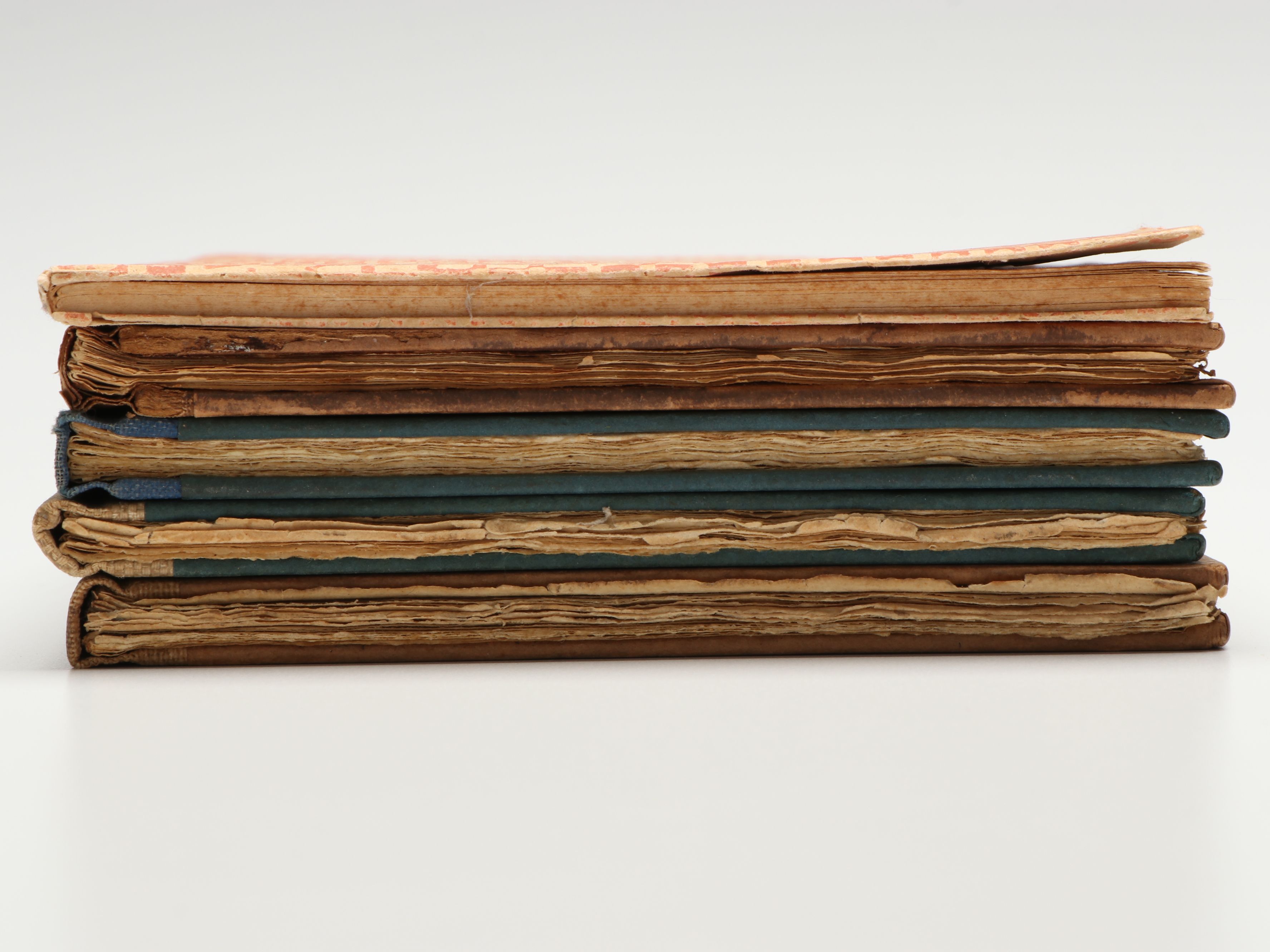 "Little Journeys to the Homes of Eminent Artists" with More Antique Books