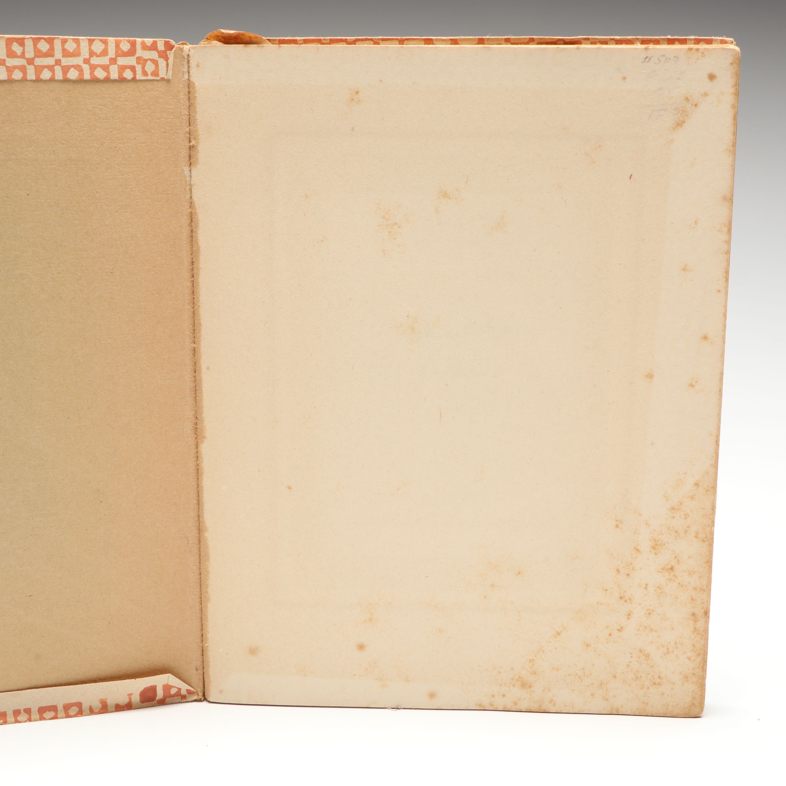 "Little Journeys to the Homes of Eminent Artists" with More Antique Books