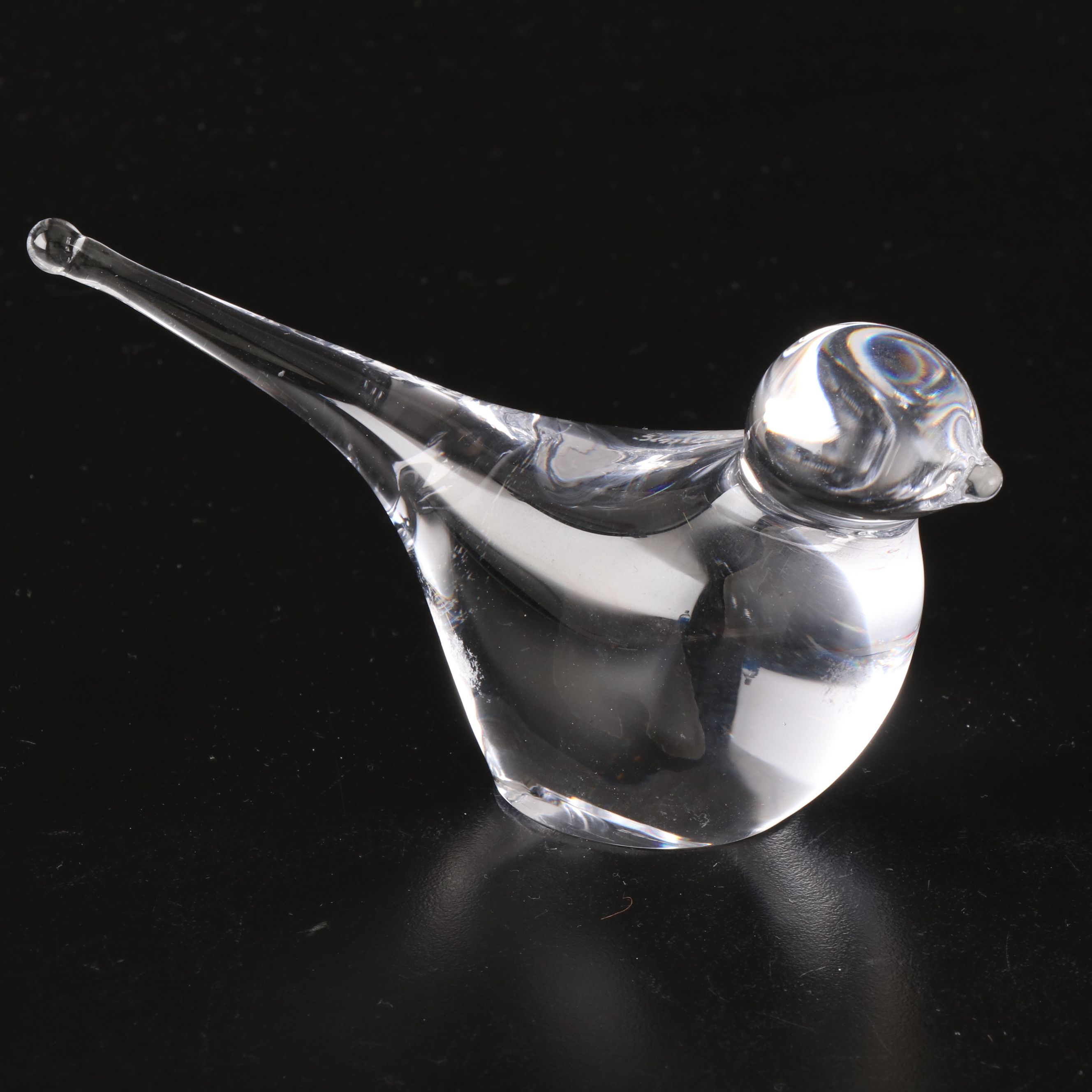 Simon Pearce Bird Paperweights, and Crystal Beadwork Flowers on Matte Gold Lamp