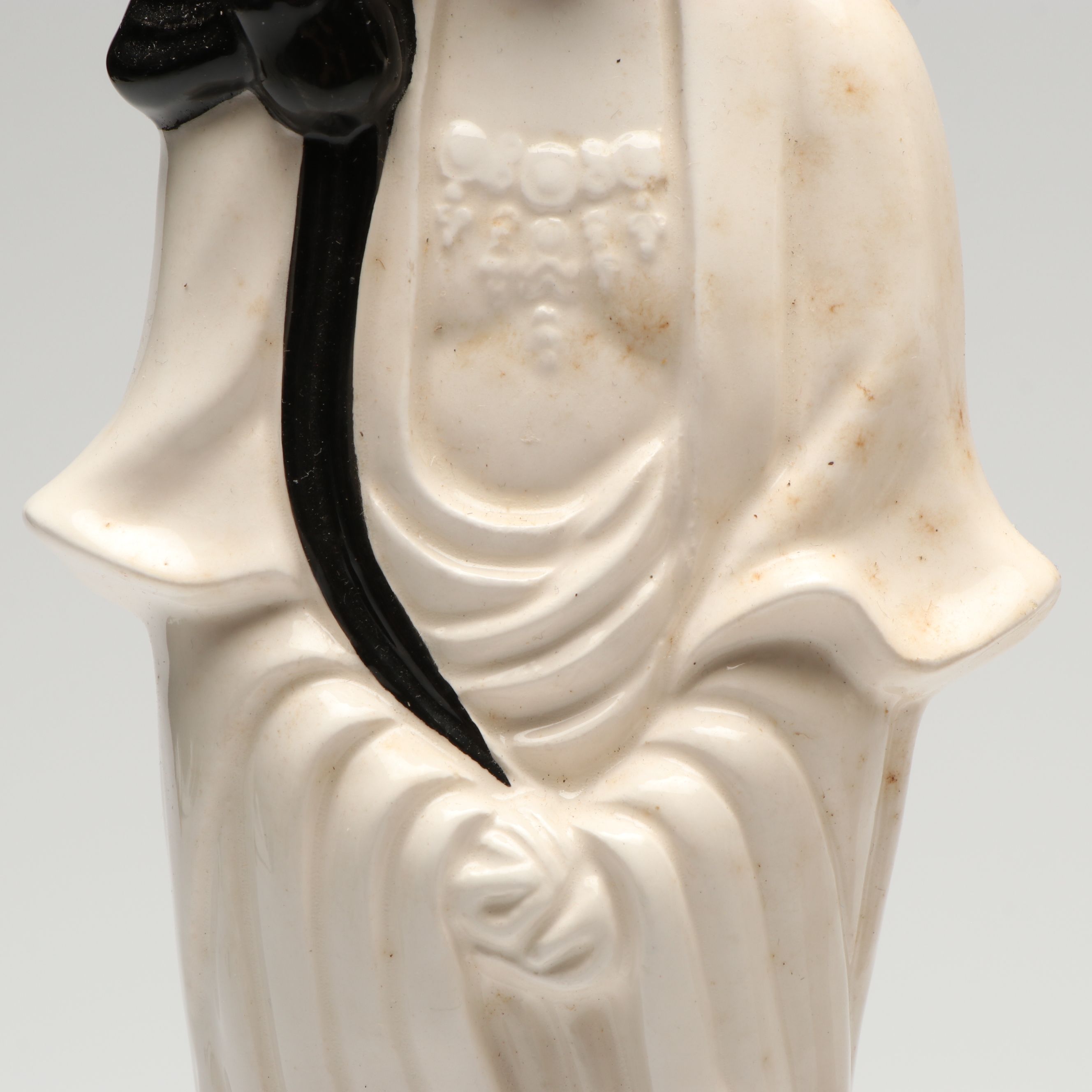 Royal Orleans Korean Guanyin Ceramic Figures, Mid to Late 20th C.